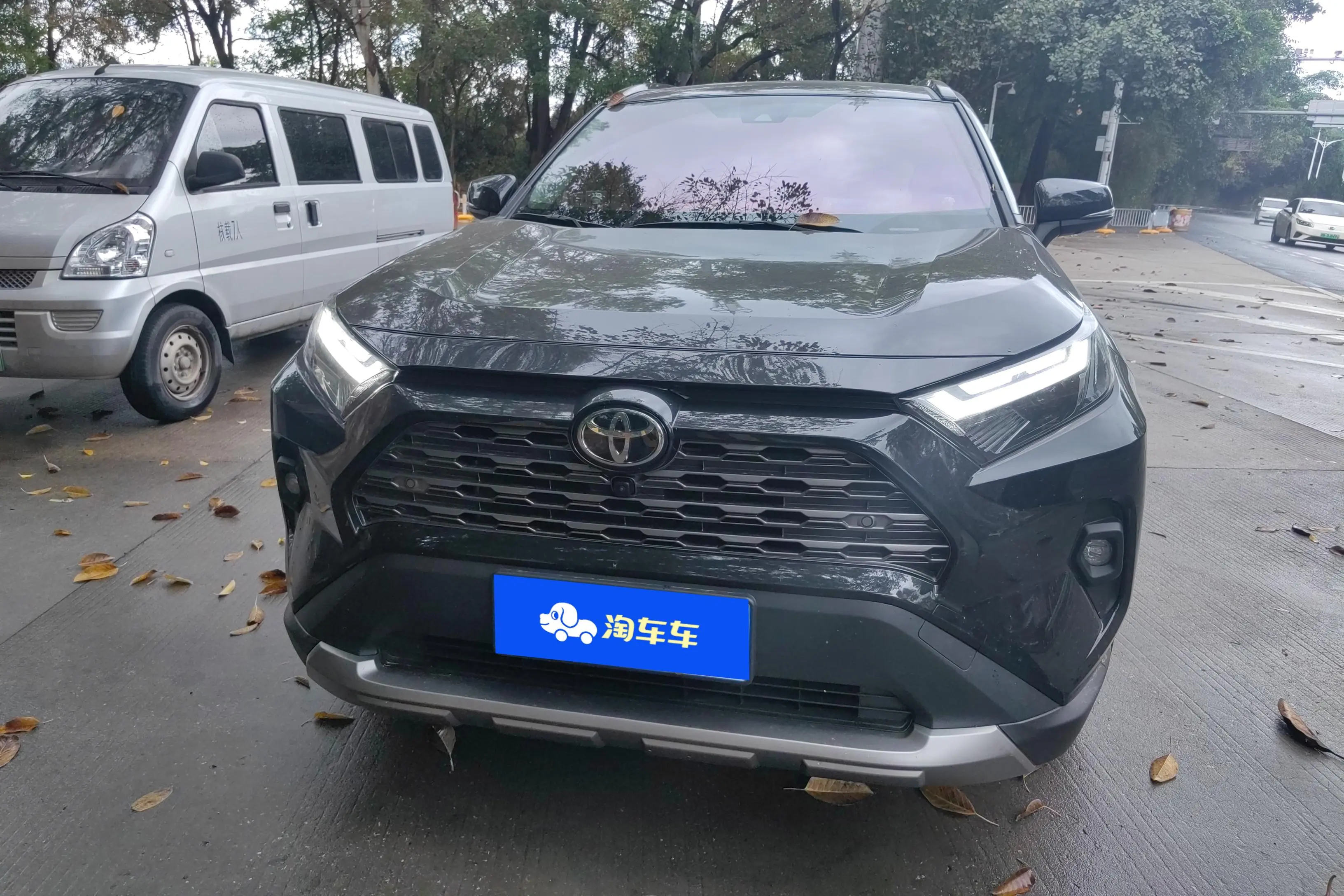 Toyota RAV4  из Китая