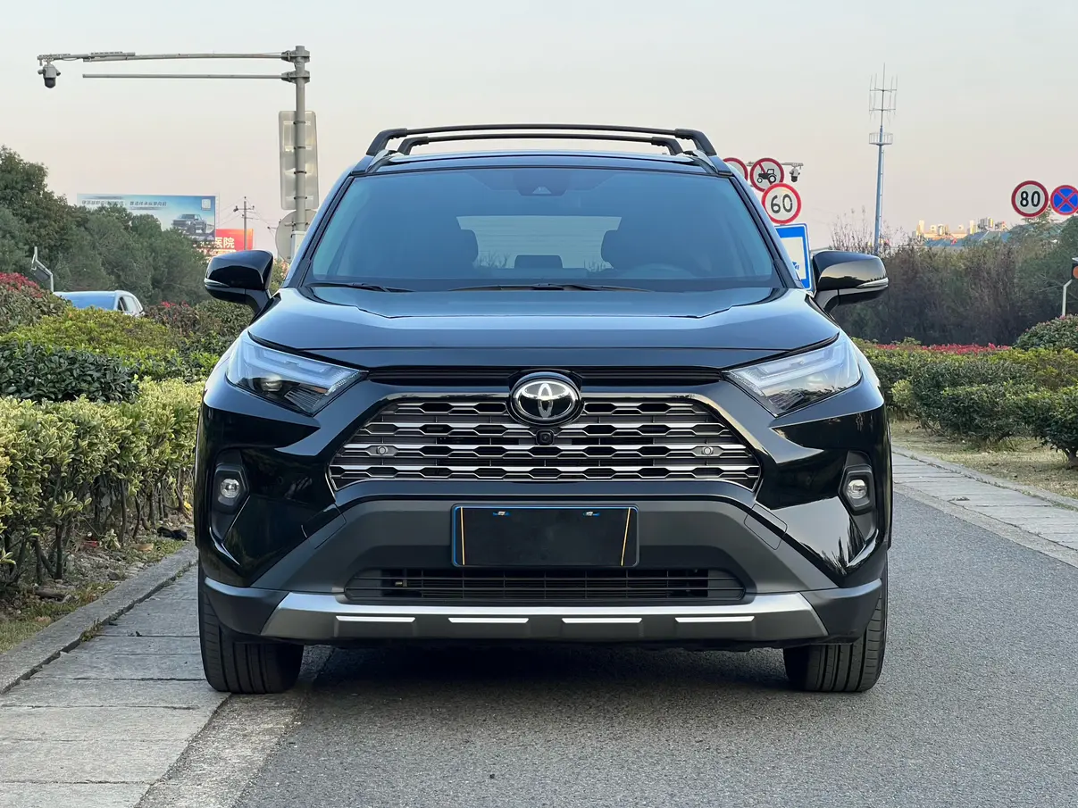 Toyota RAV4  из Китая