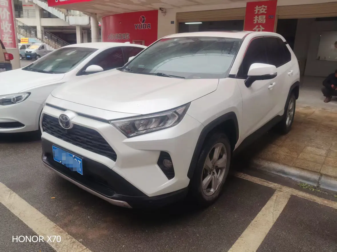 Toyota RAV4  из Китая
