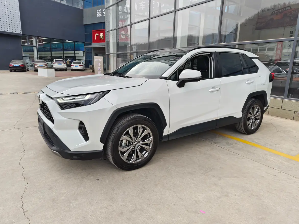 Toyota RAV4  из Китая