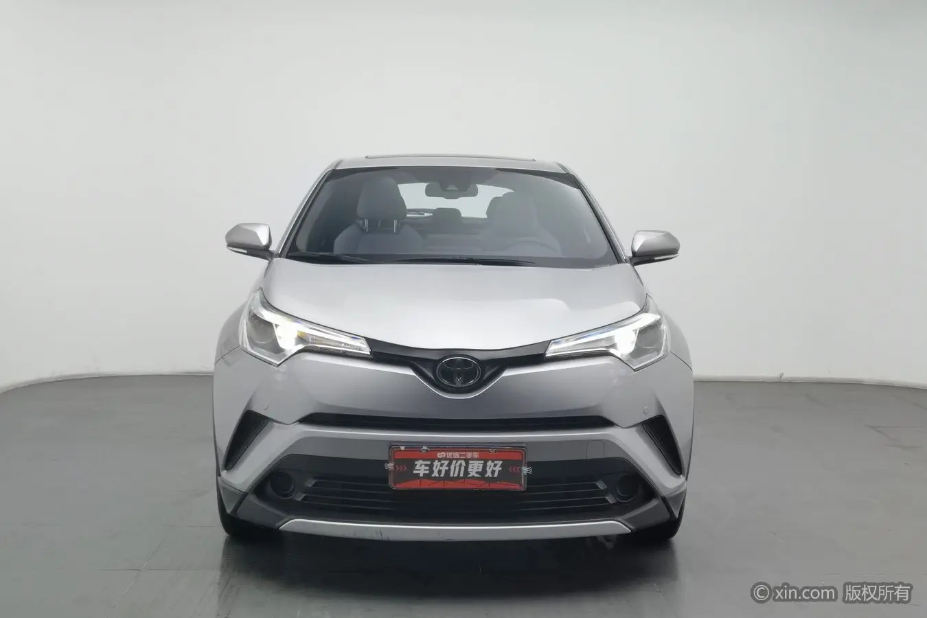 Toyota C-HR Hybrid (Yize IZOA)  из Китая