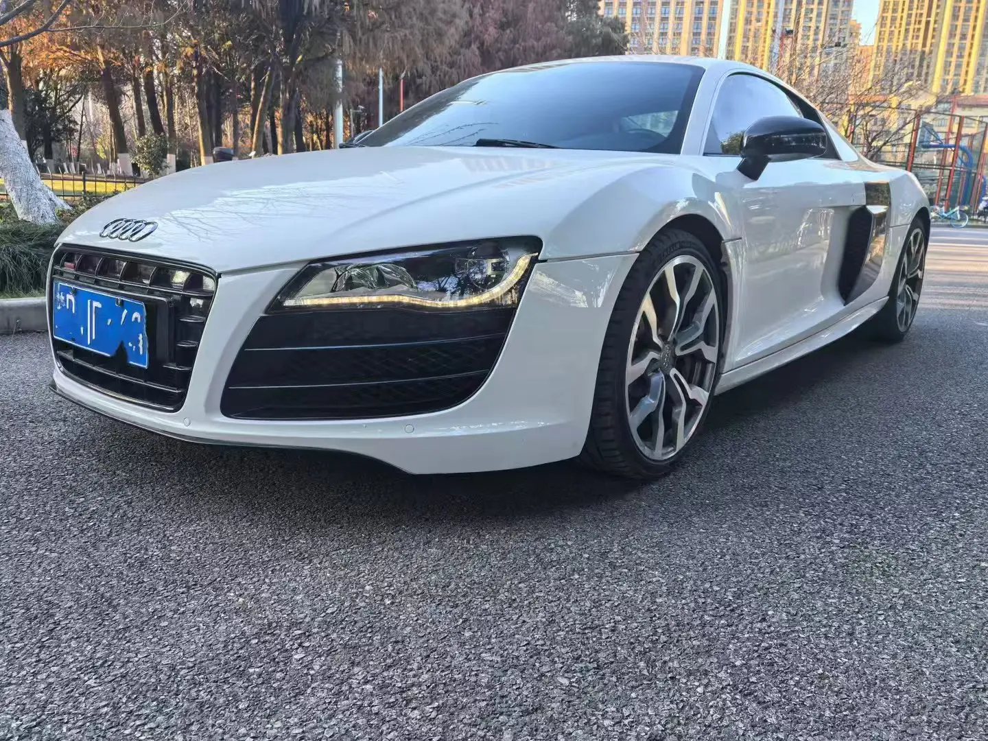 Audi R8  из Китая