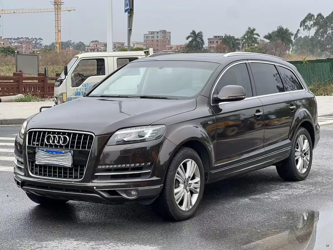 Audi Q7  из Китая
