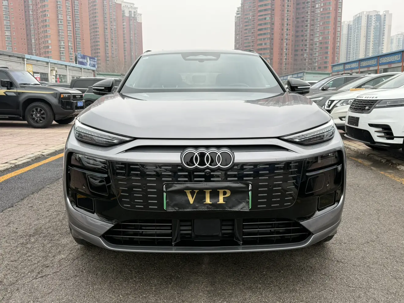 Audi Q6L e-tron  из Китая