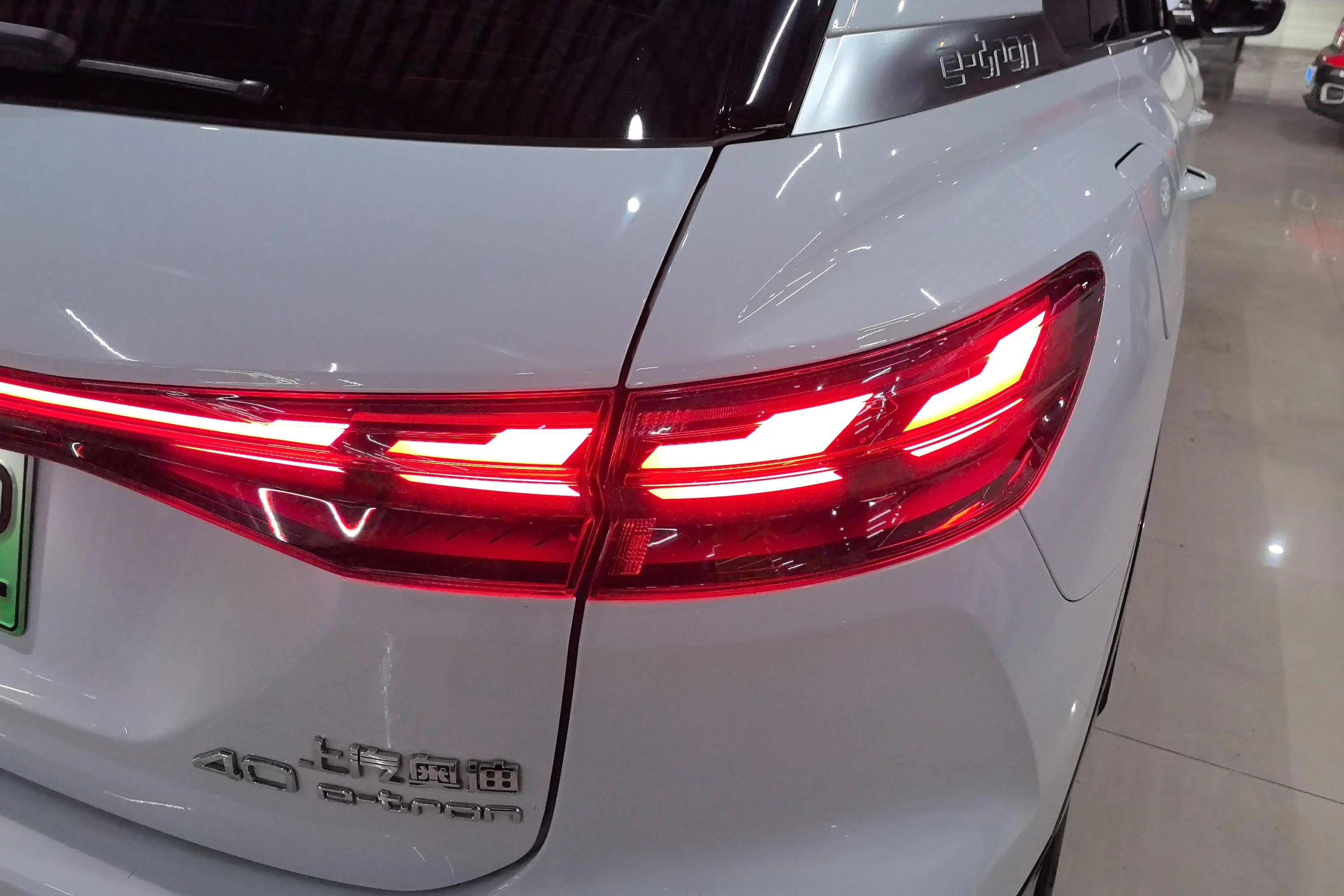 Audi Q5 e-tron  из Китая