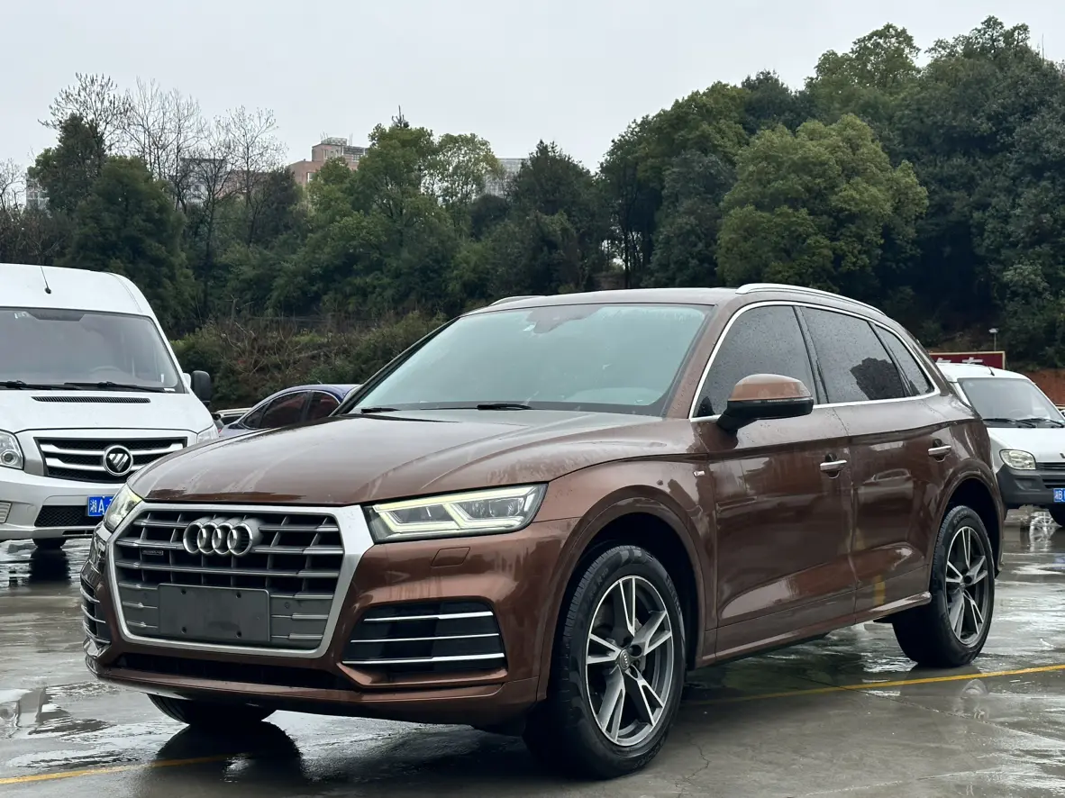 Audi Q5L  из Китая