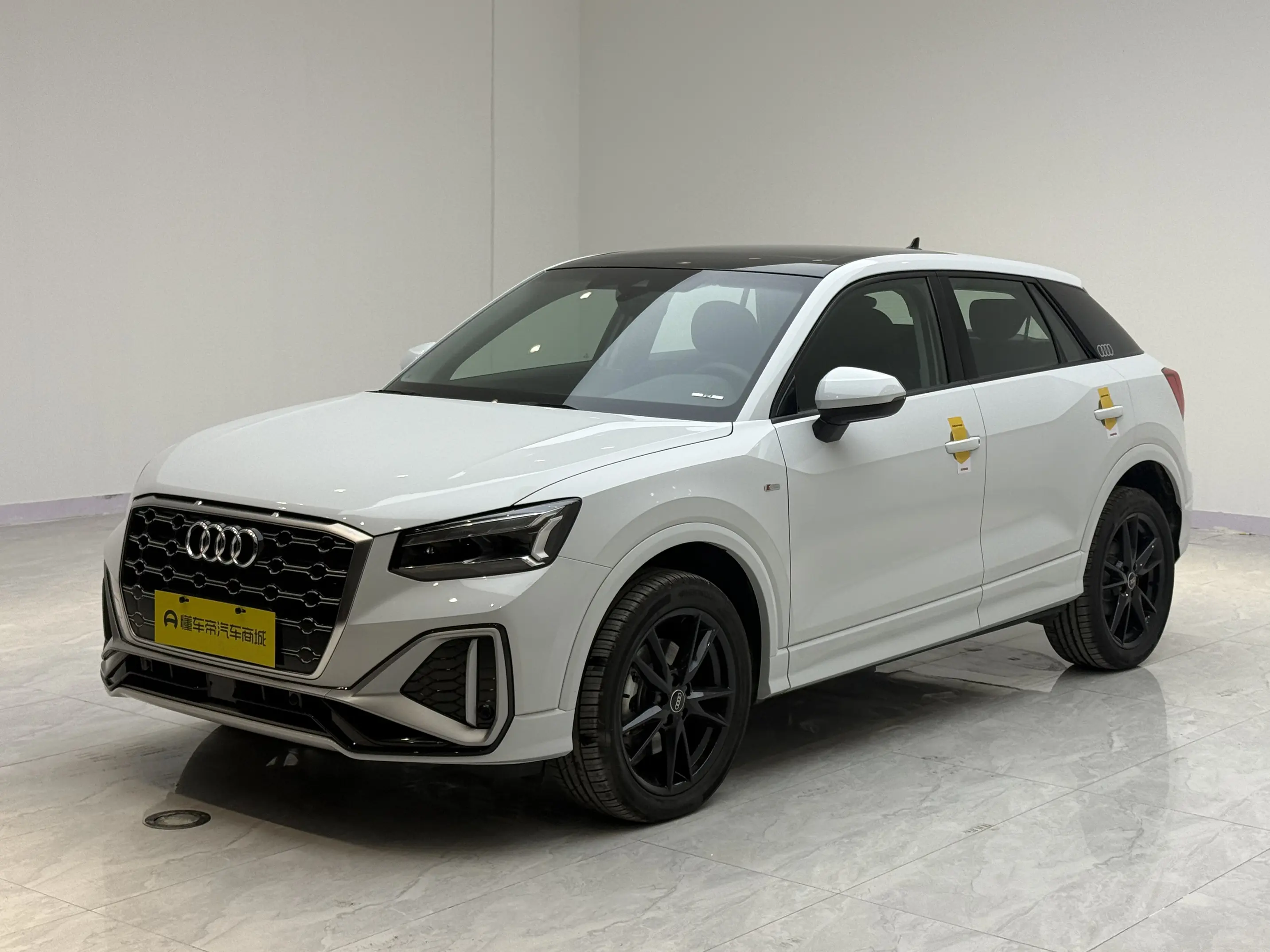Audi Q2L