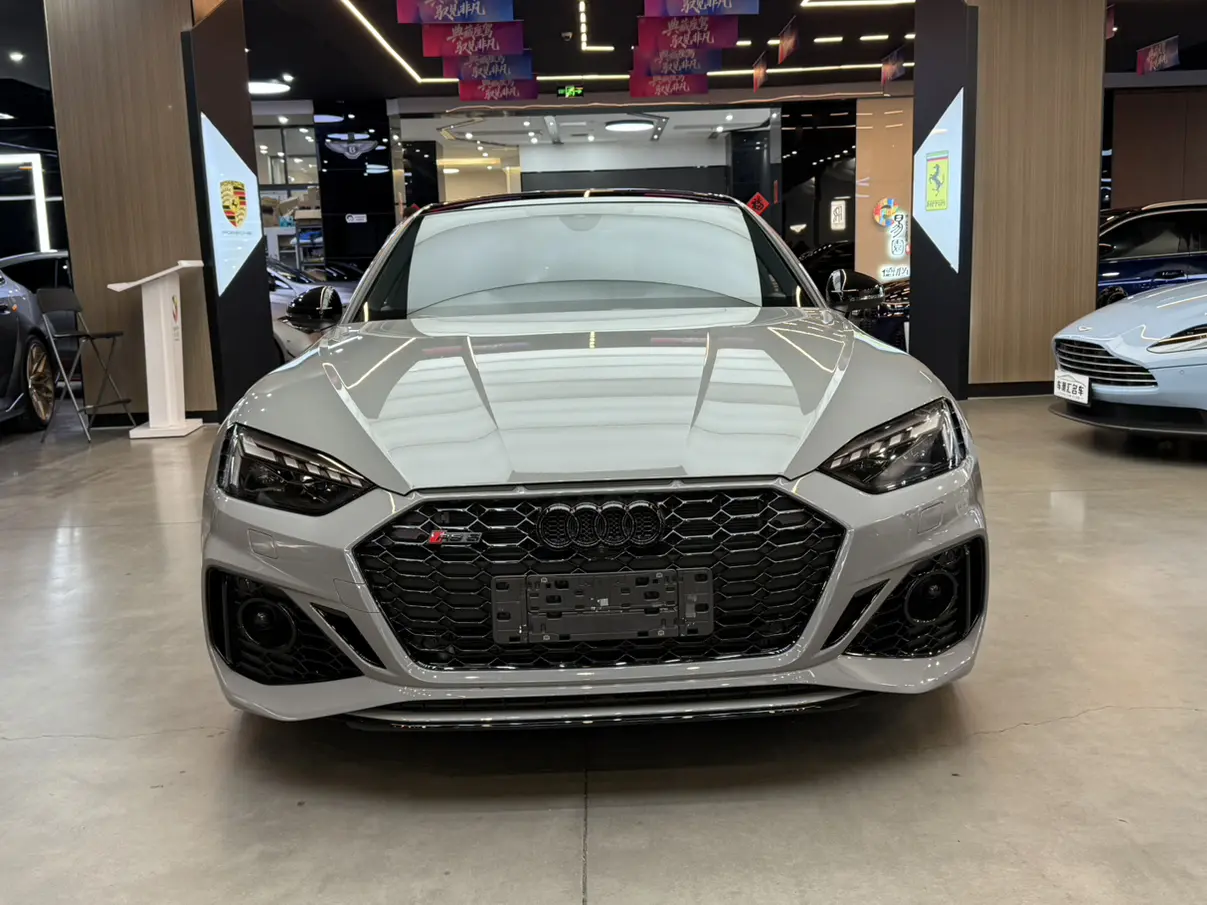 Audi RS 5  из Китая