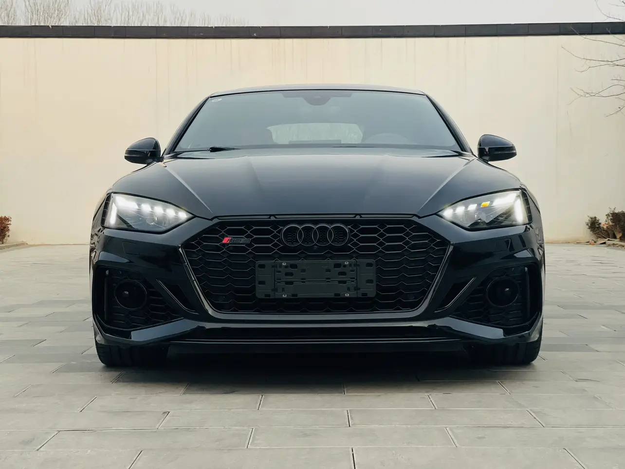 Audi RS 5  из Китая
