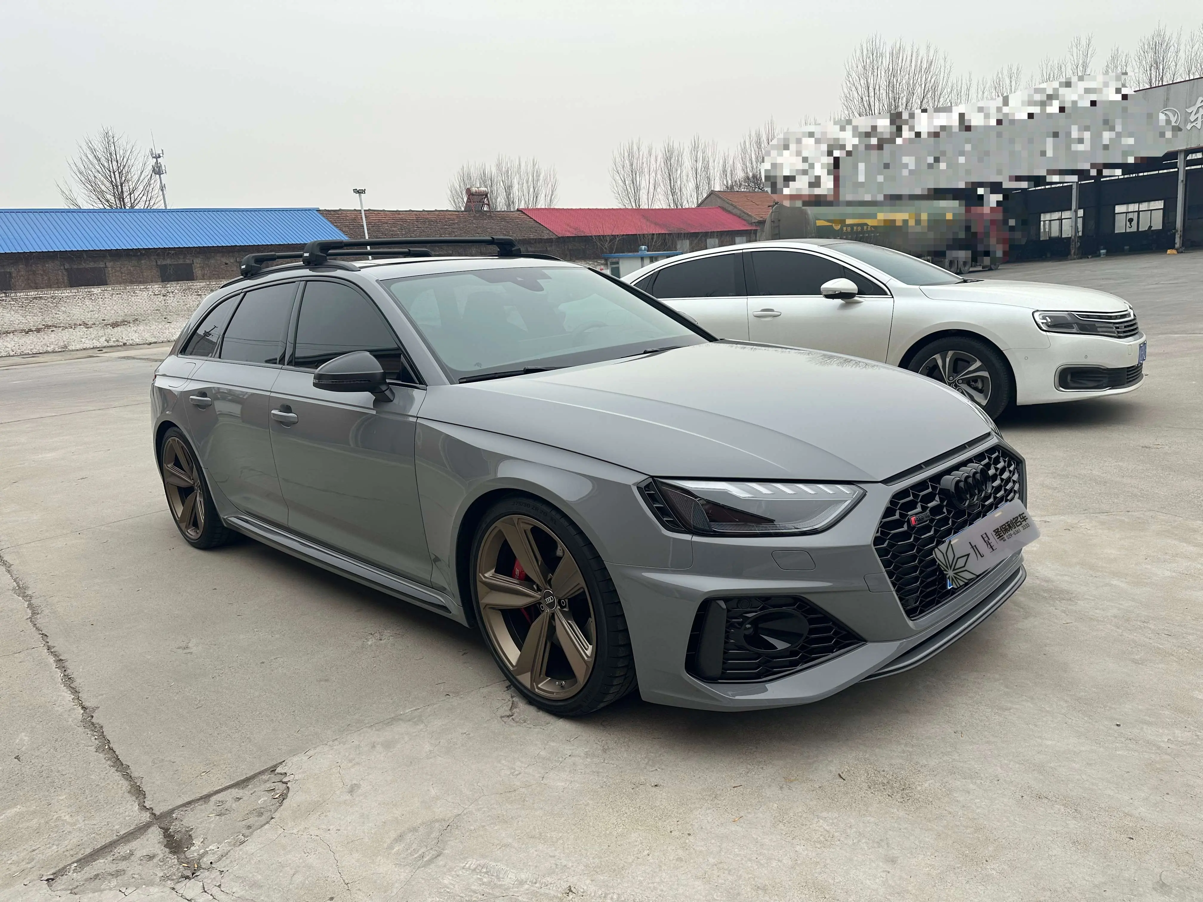 Audi RS 4  из Китая