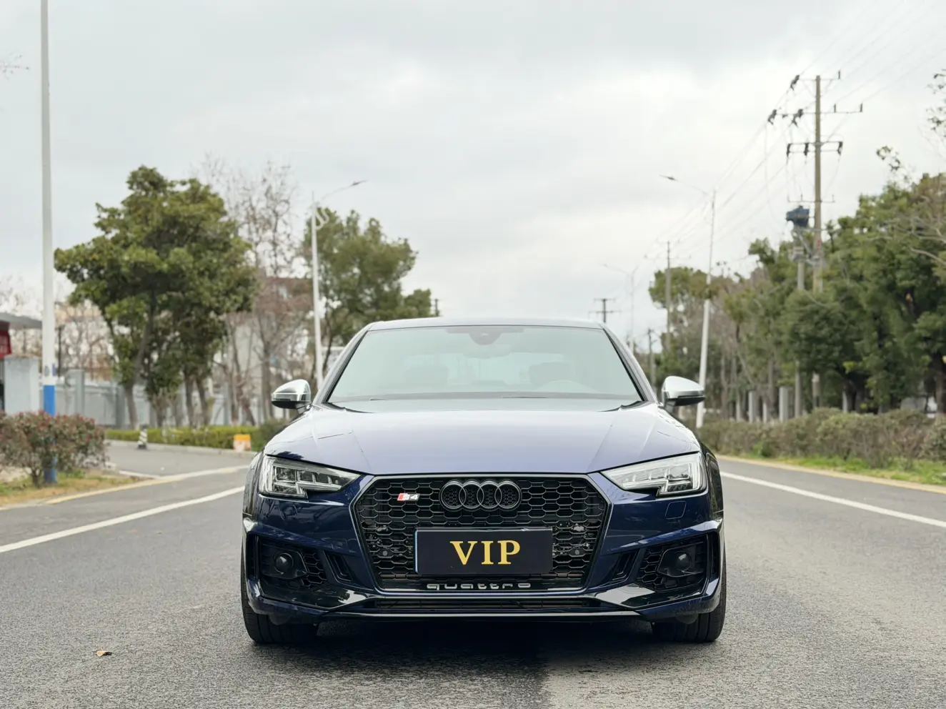 Audi S4  из Китая