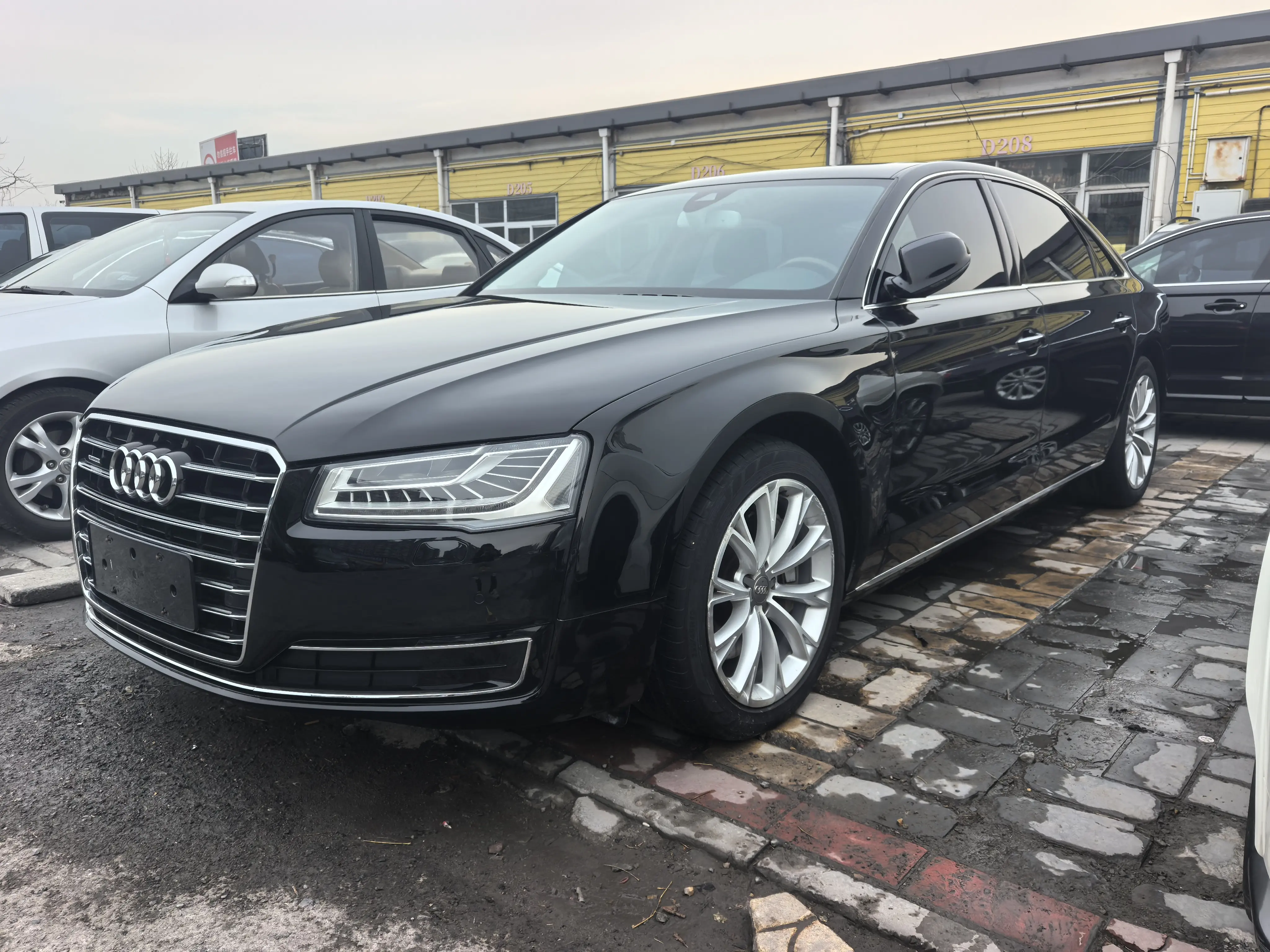 Audi A8