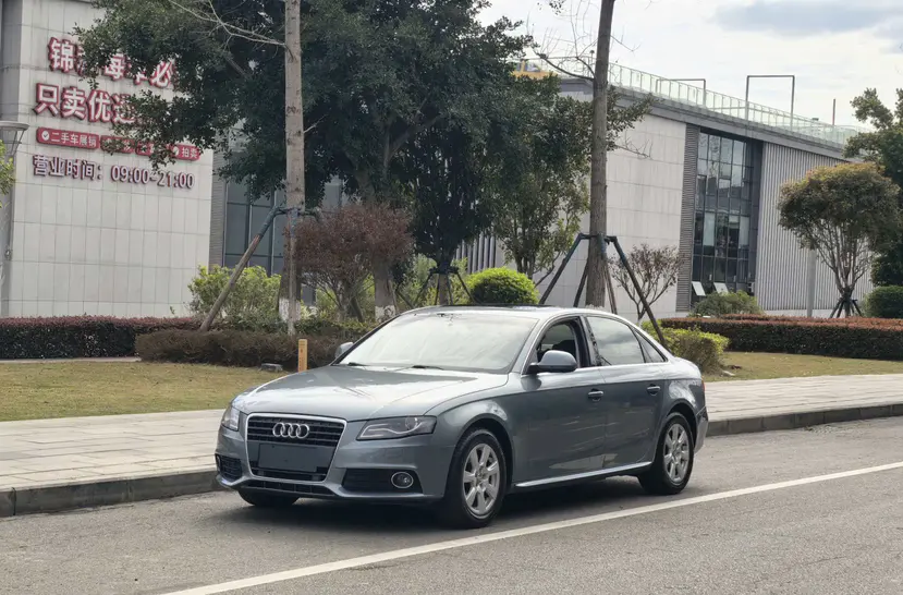 Audi A4L  из Китая