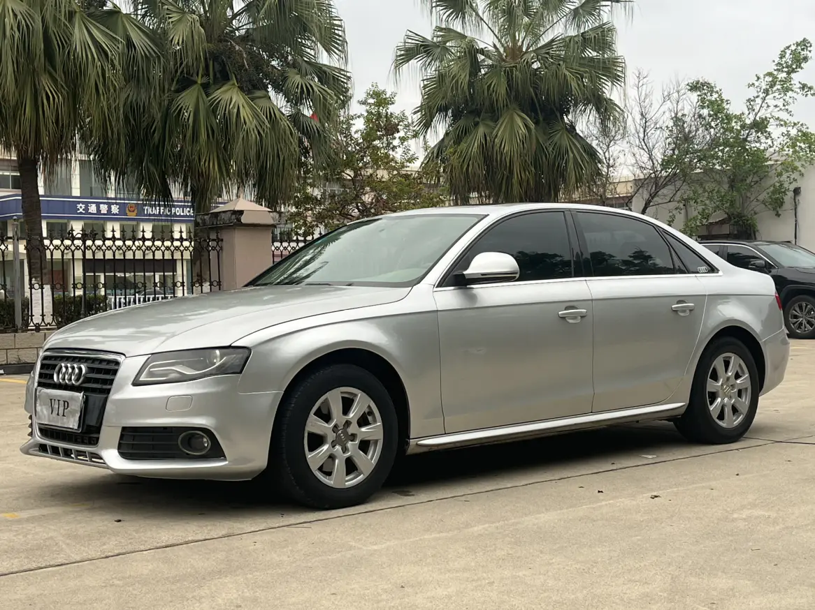 Audi A4L  из Китая