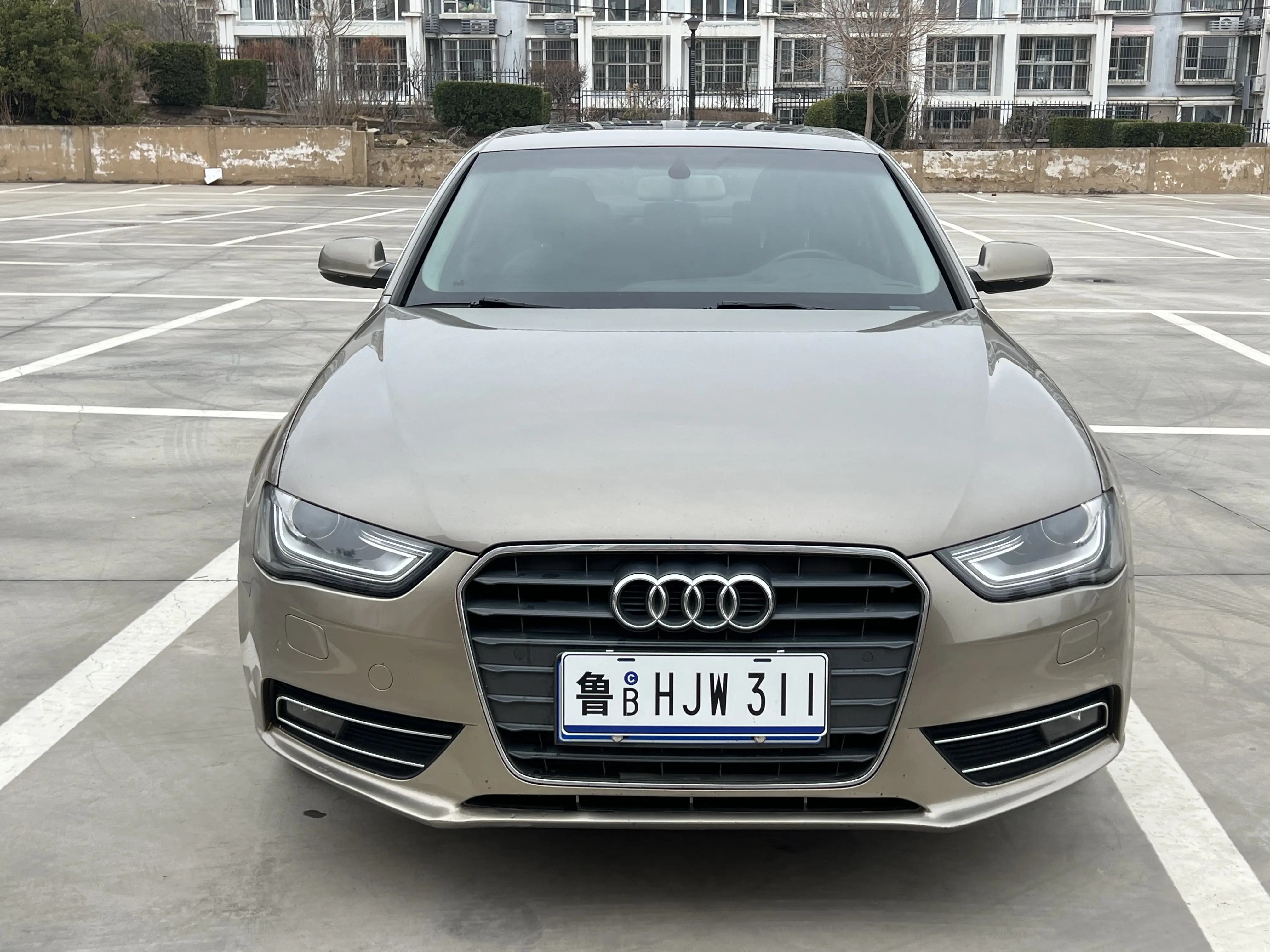 Audi A4L  из Китая
