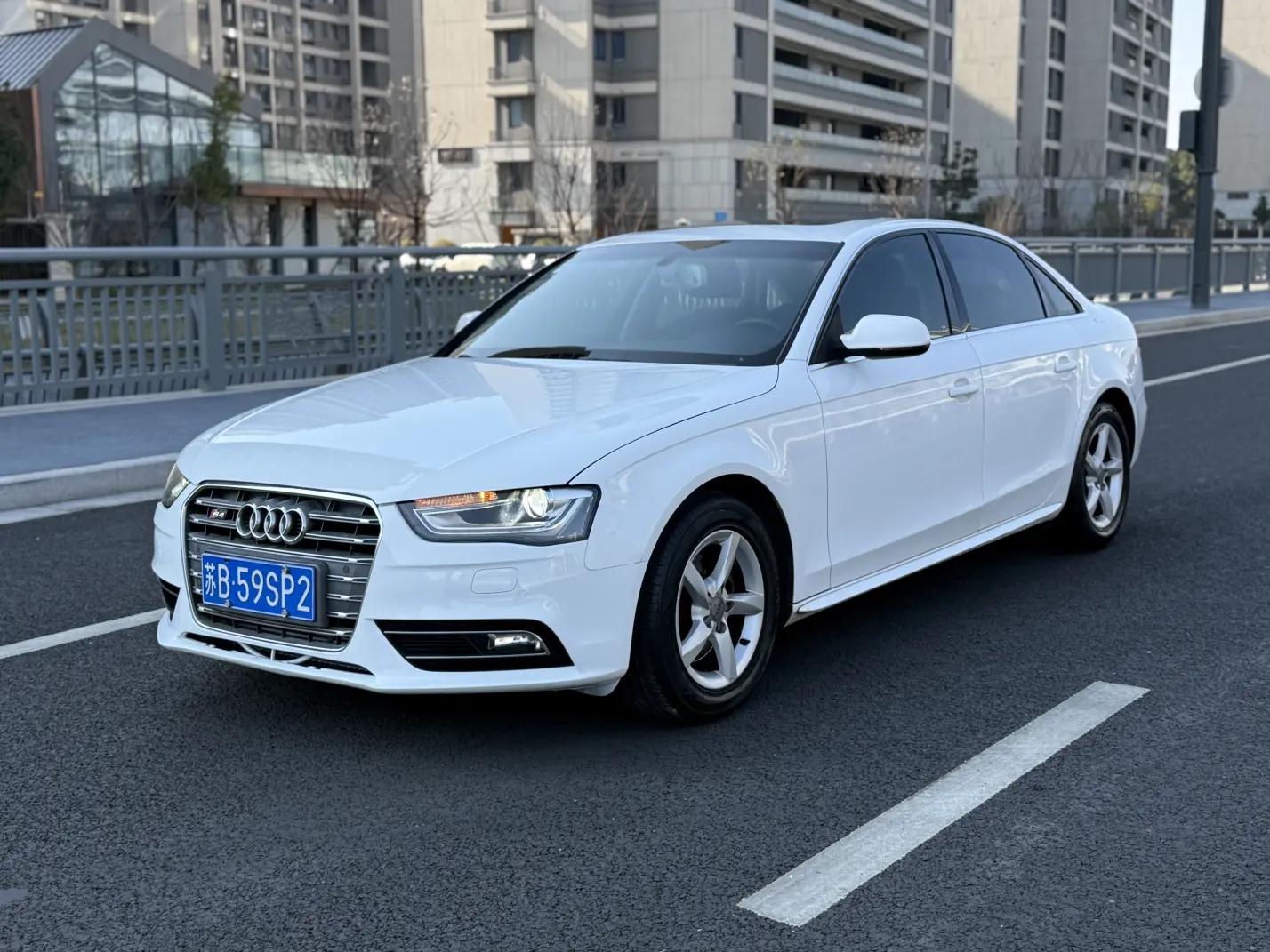 Audi A4L  из Китая