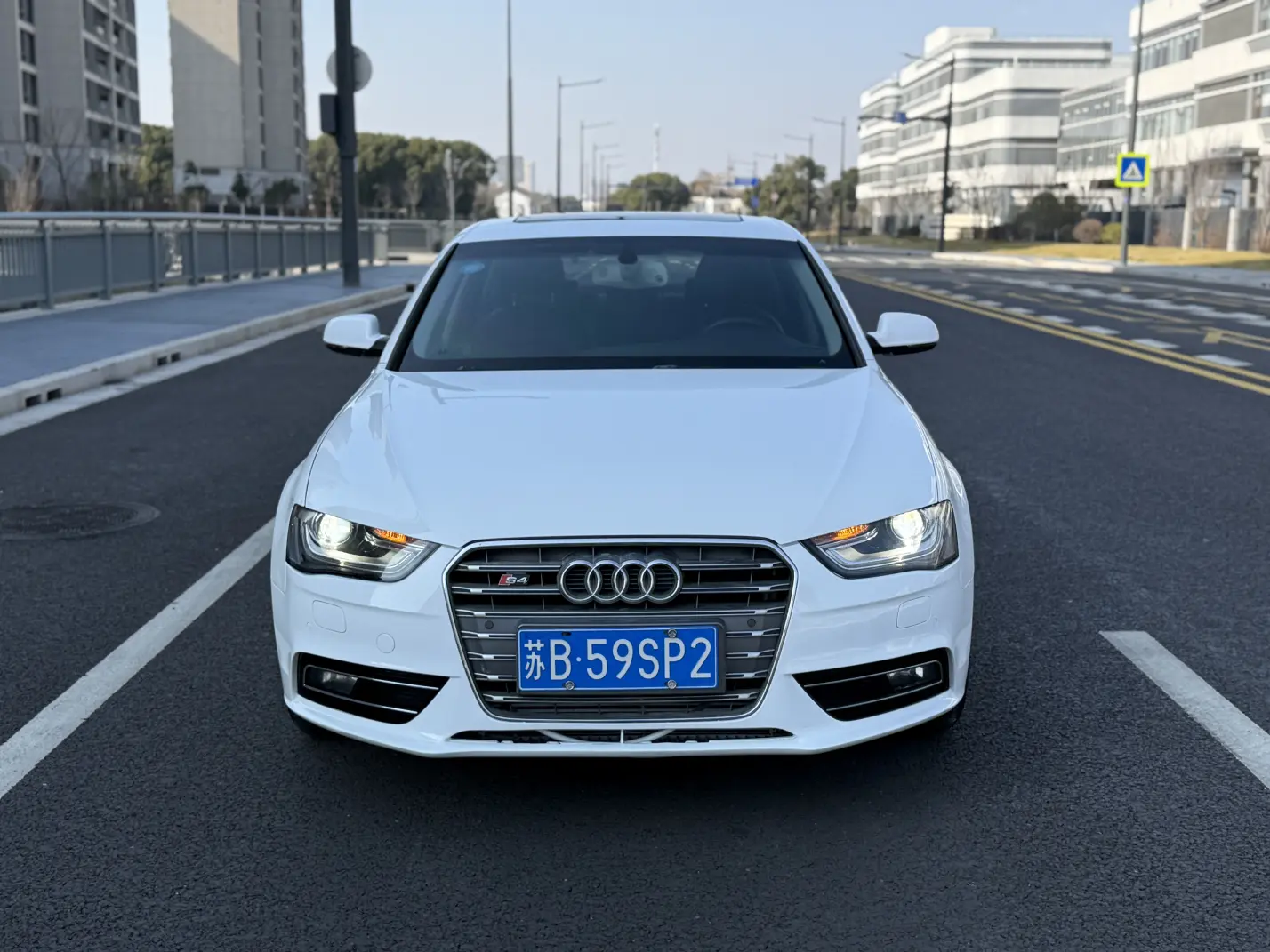 Audi A4L  из Китая