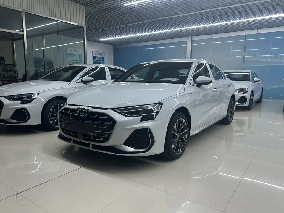 Audi A3  из Китая