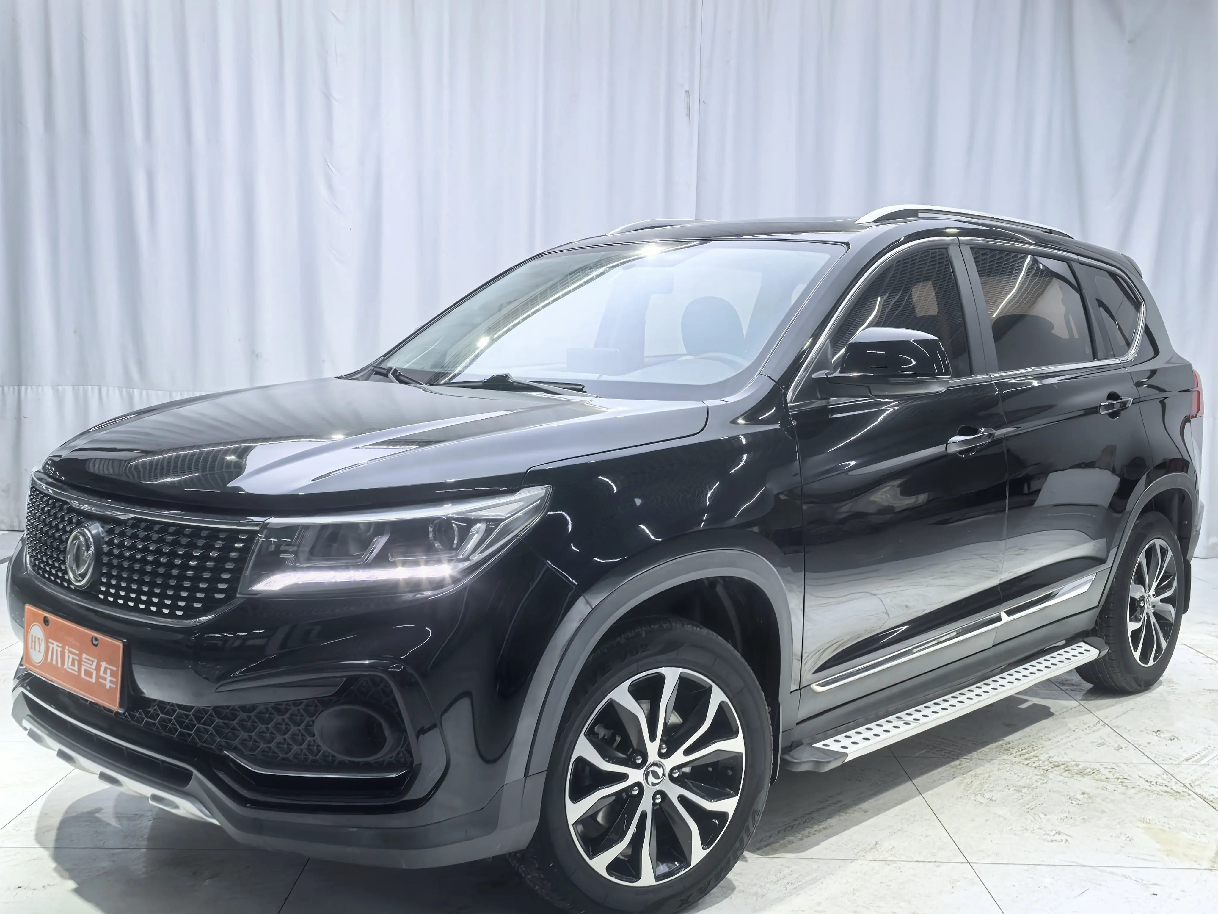 Forthing Jingyi X5  из Китая