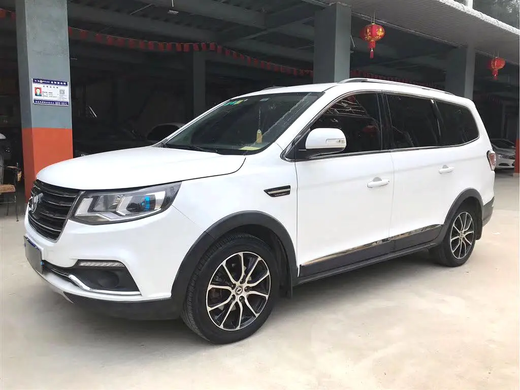 Forthing Fengxing SX6  из Китая