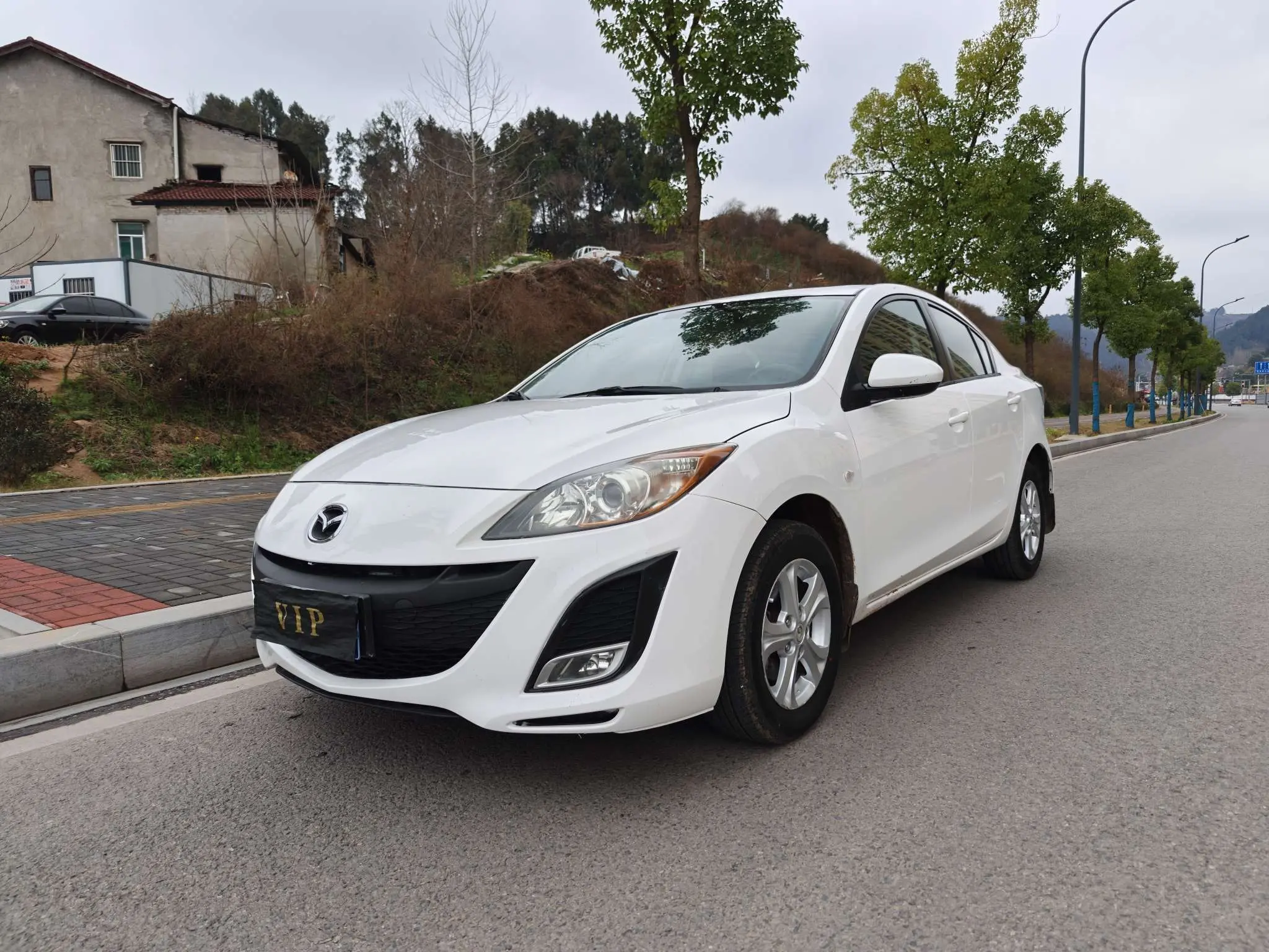 Mazda Axela (Mazda3)  из Китая