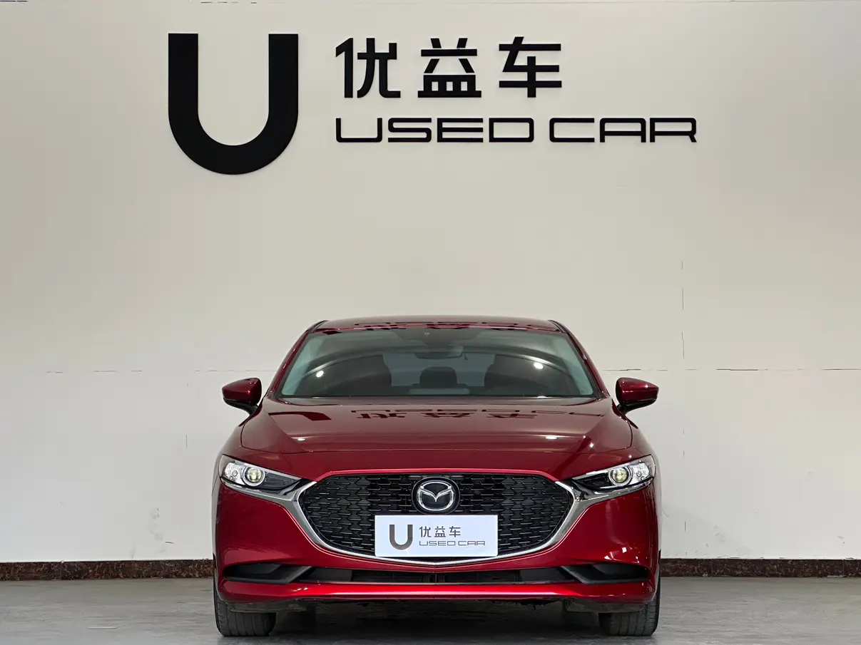 Mazda Axela (Mazda3)  из Китая