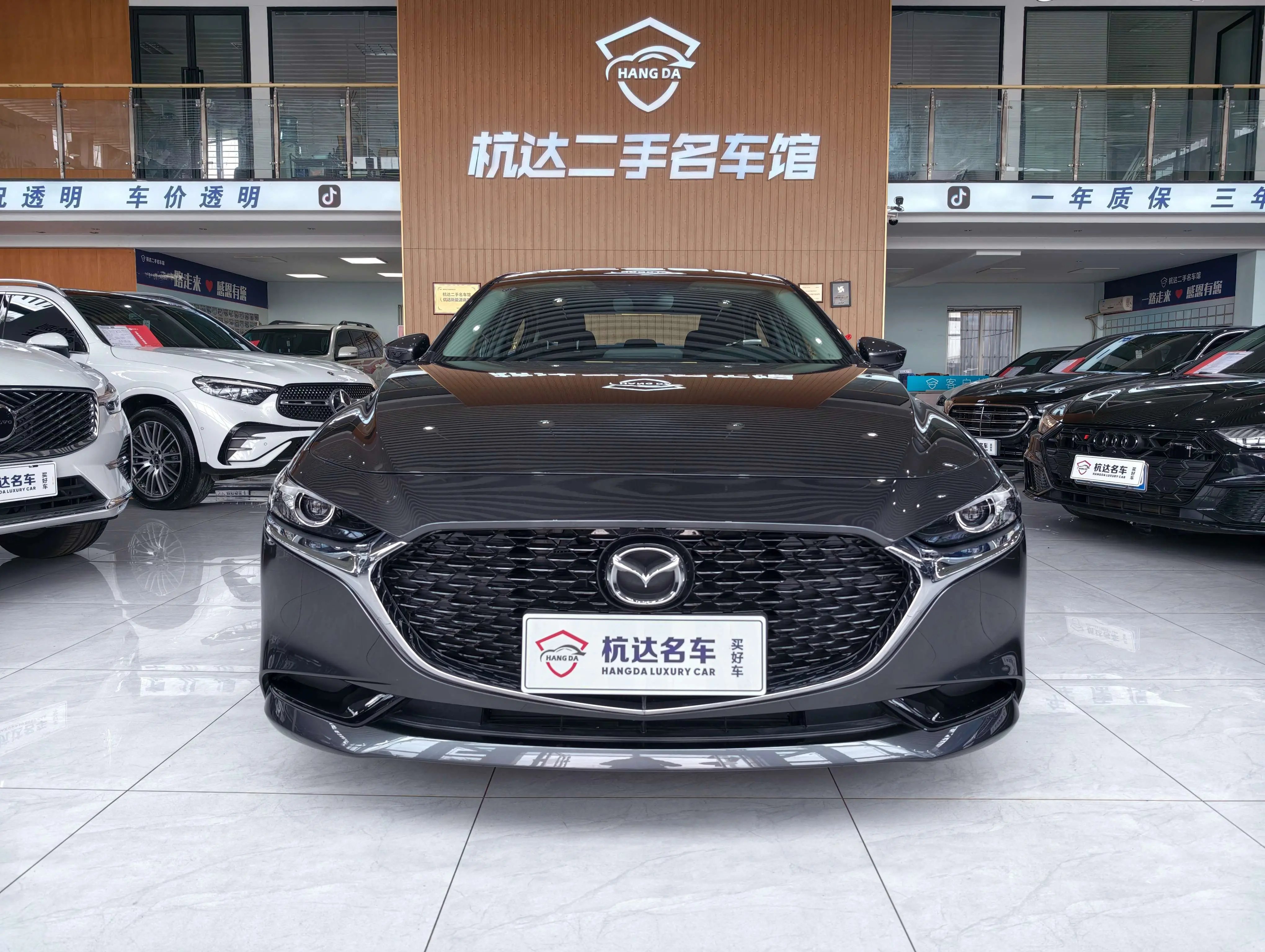 Mazda Axela (Mazda3)  из Китая