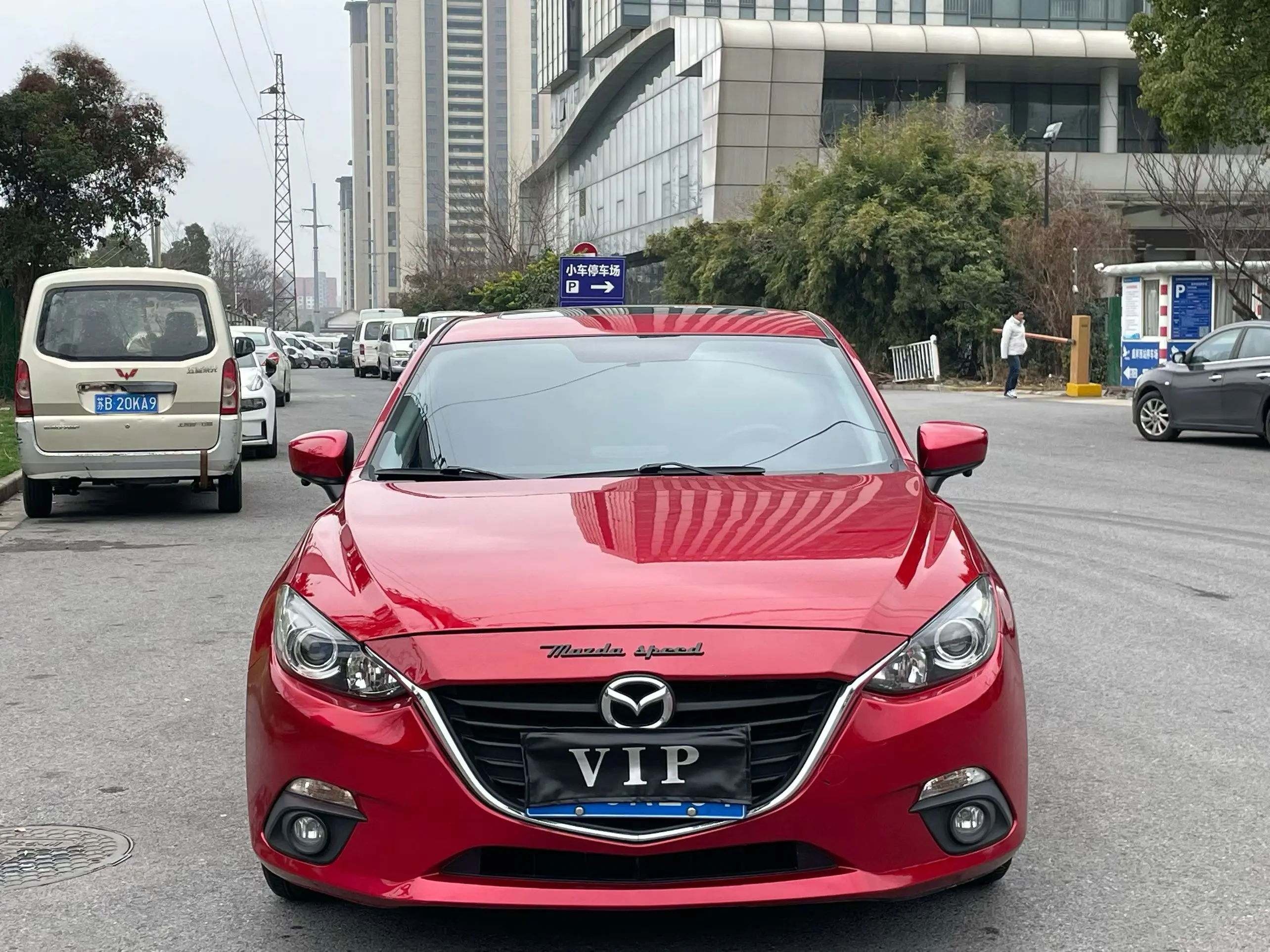 Mazda Axela (Mazda3)  из Китая
