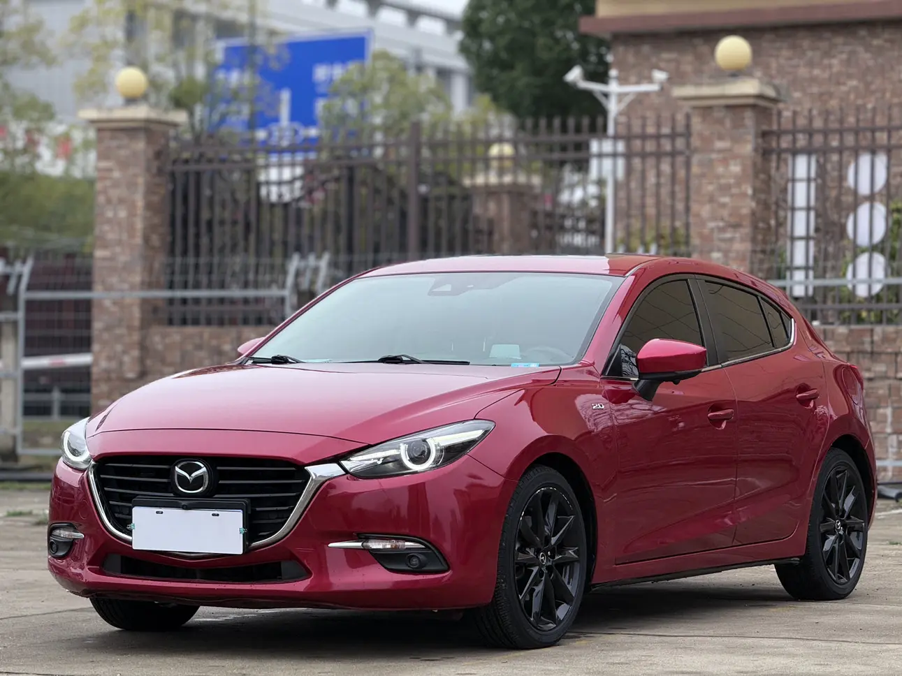 Mazda Axela (Mazda3)  из Китая