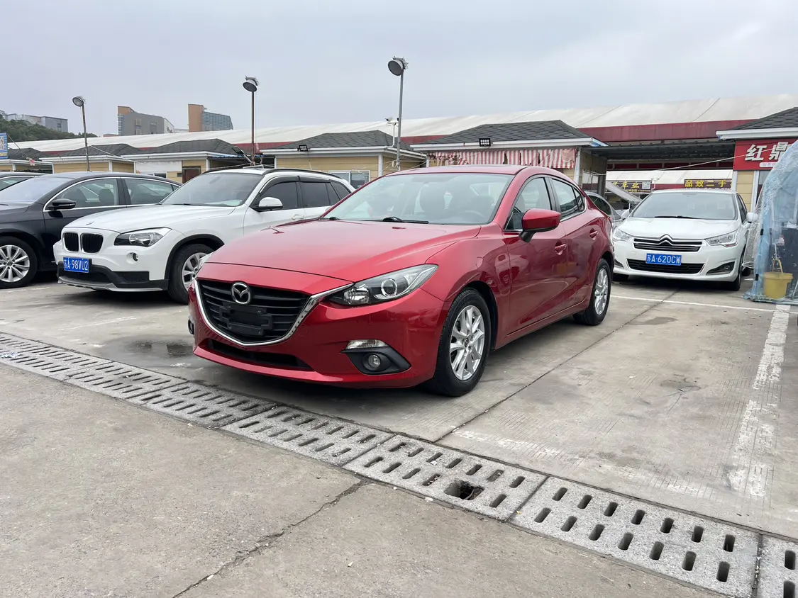 Mazda Axela