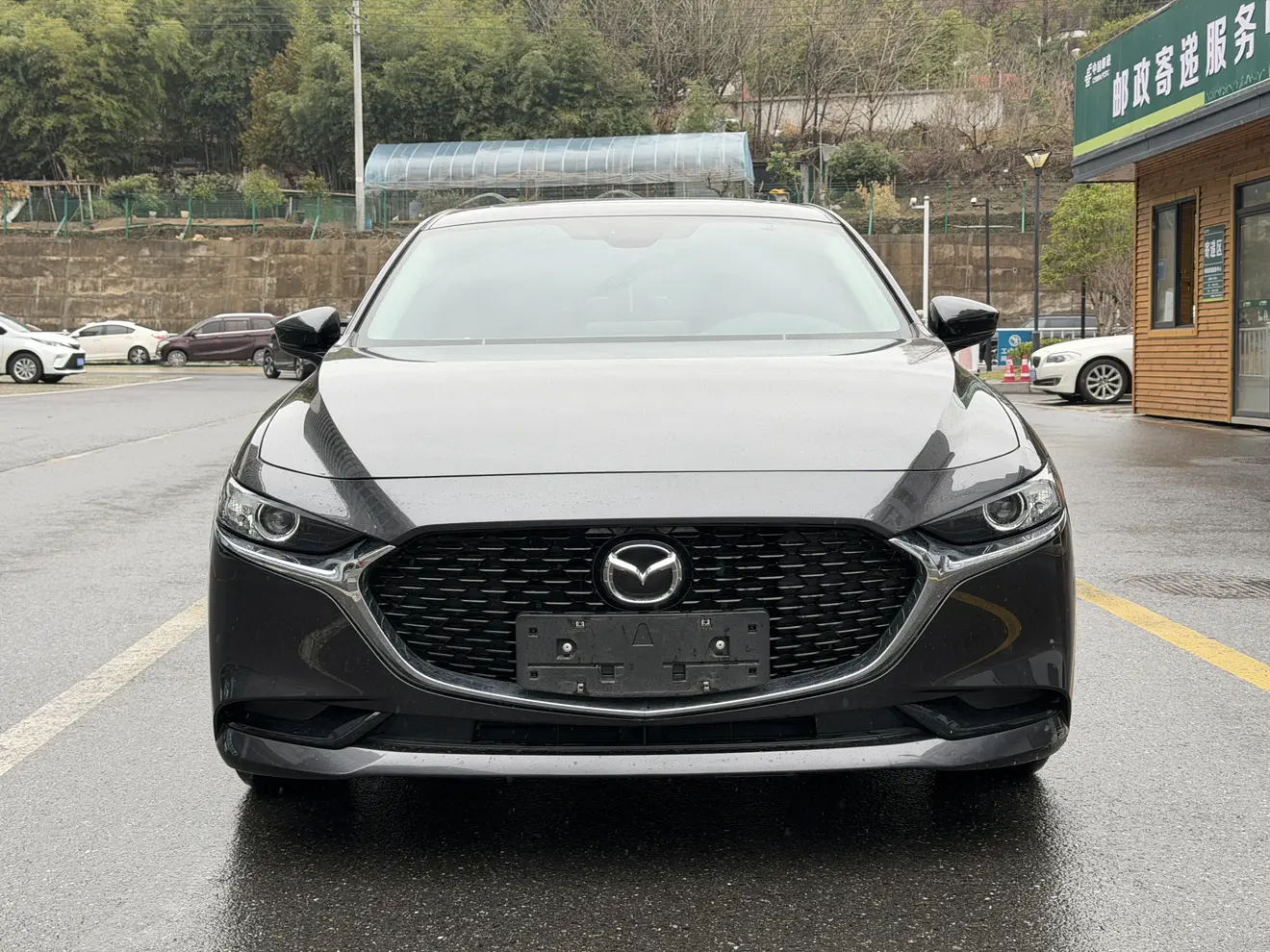 Mazda Axela (Mazda3)  из Китая
