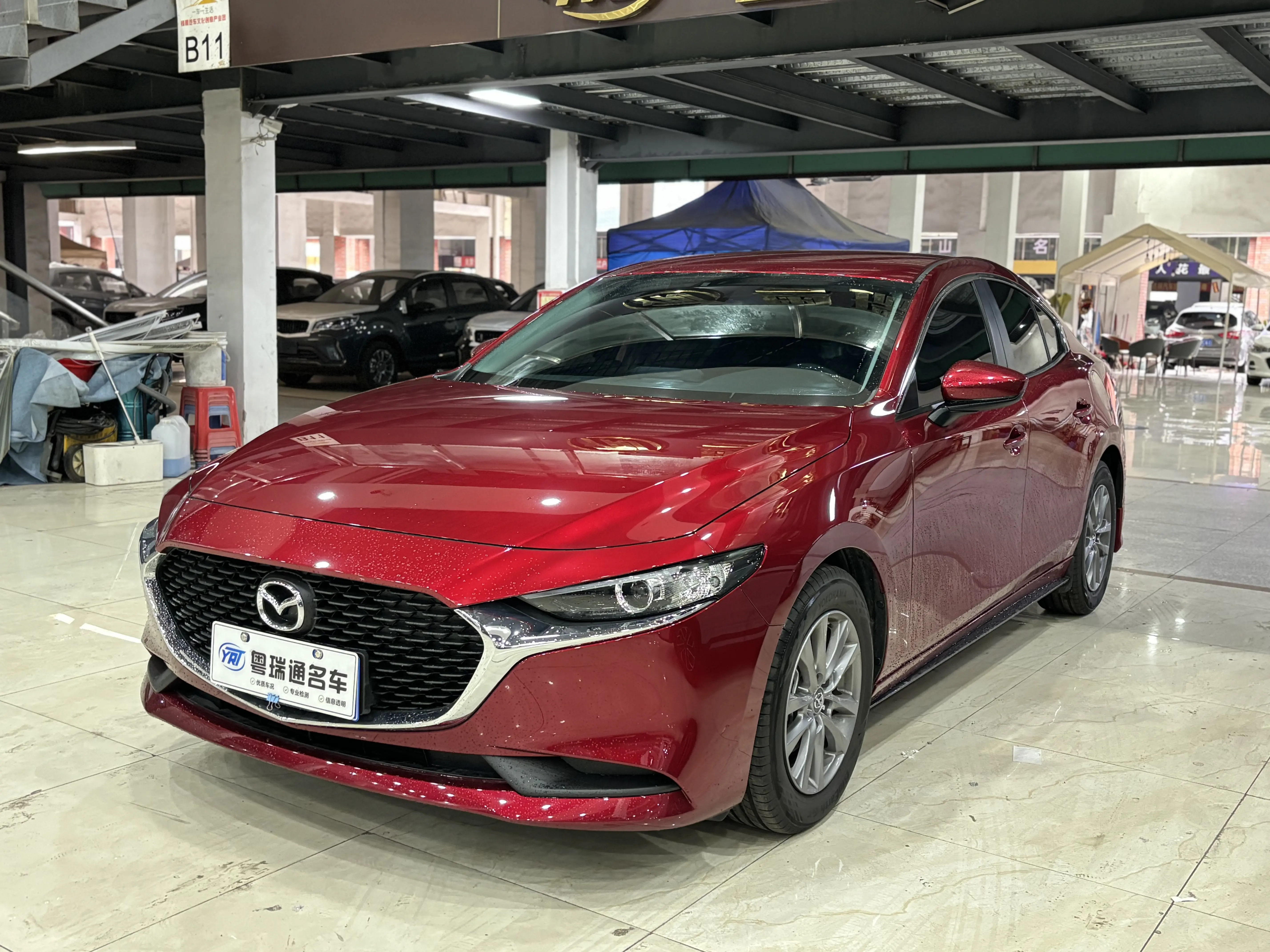 Mazda Axela (Mazda3)  из Китая