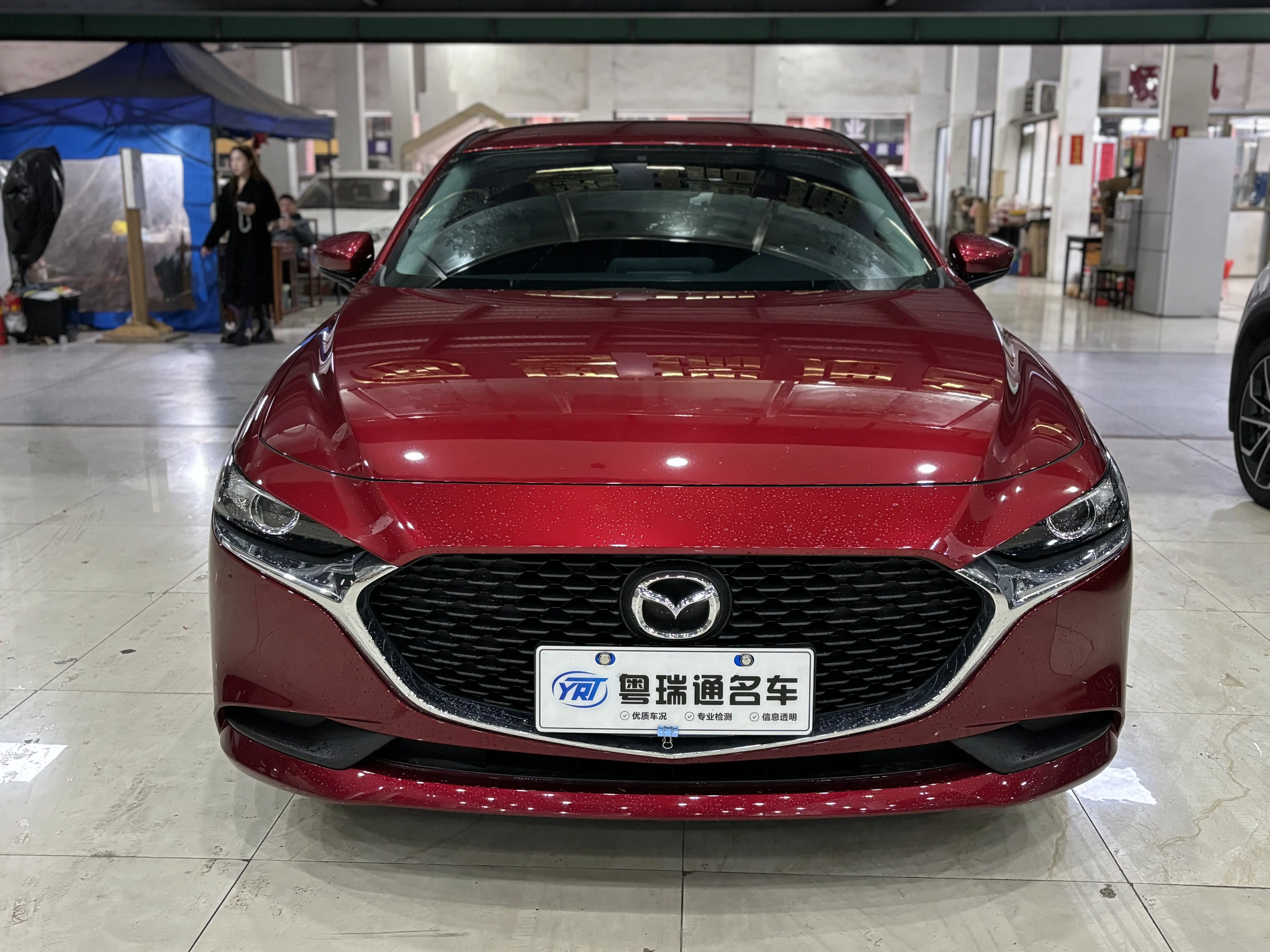 Mazda Axela (Mazda3)  из Китая