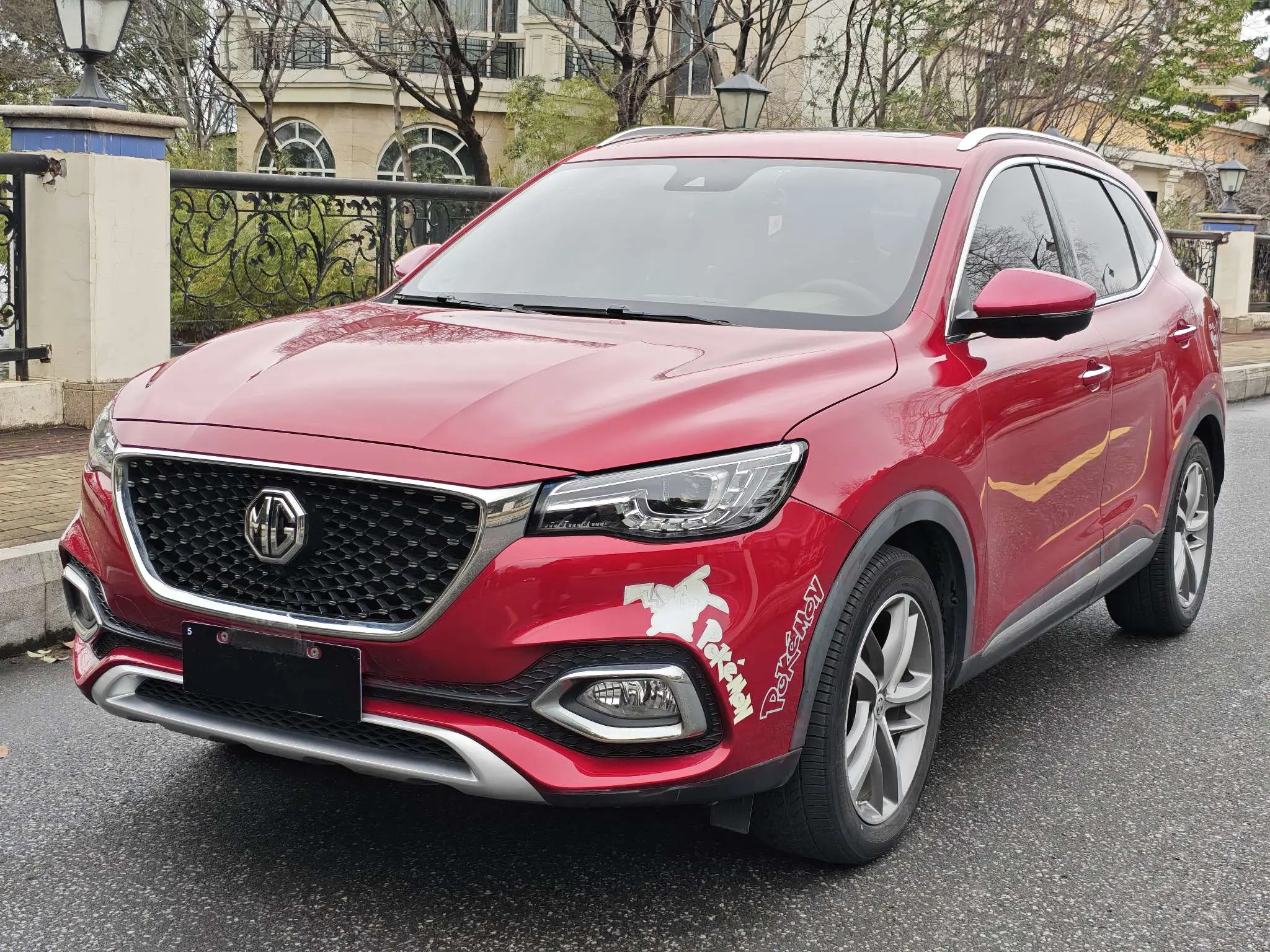 MG H.S.  из Китая