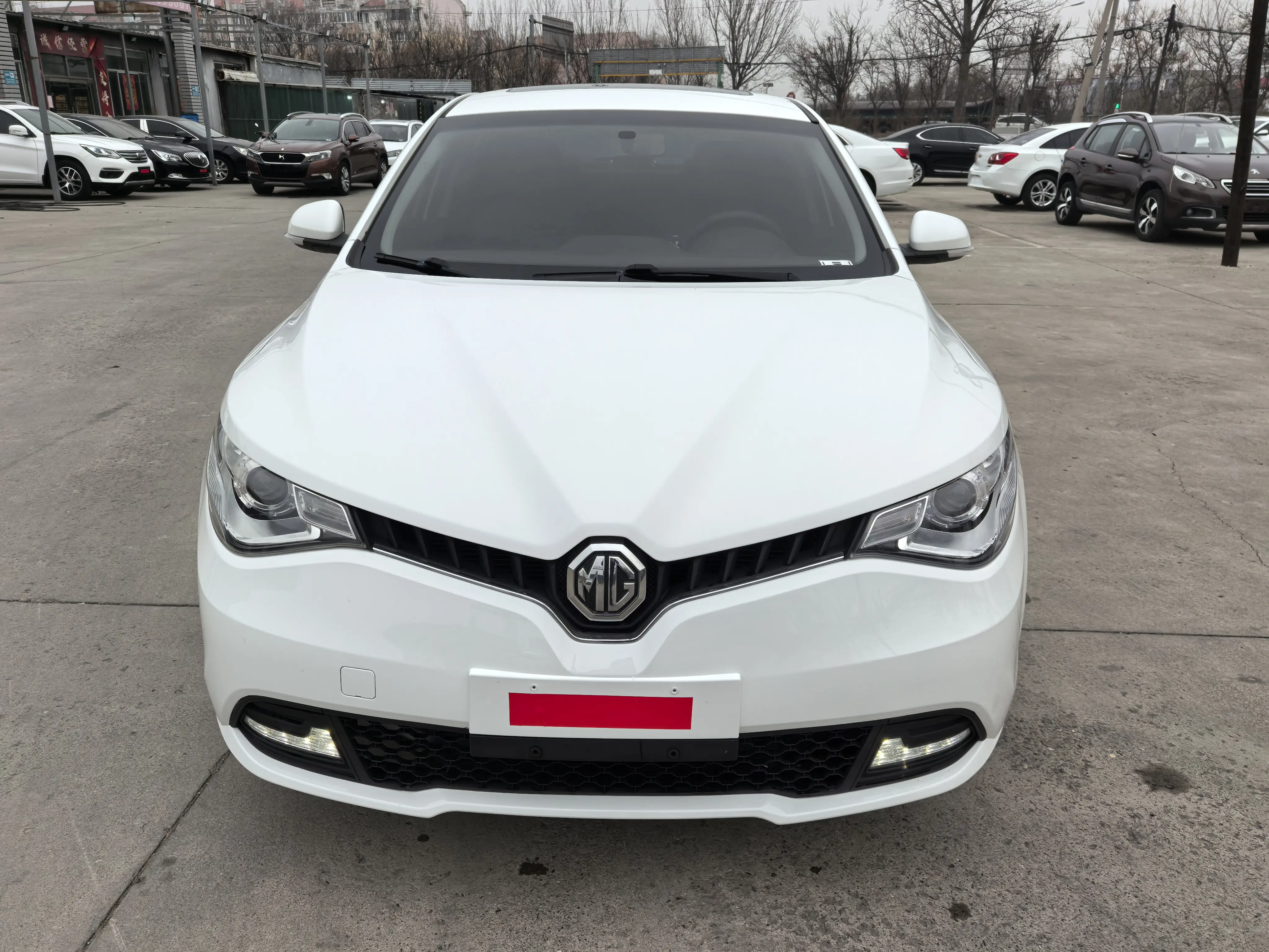 MG Ruixing  из Китая