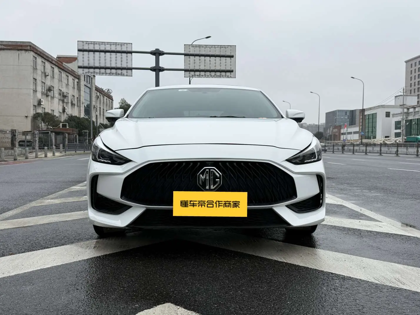 MG 5  из Китая