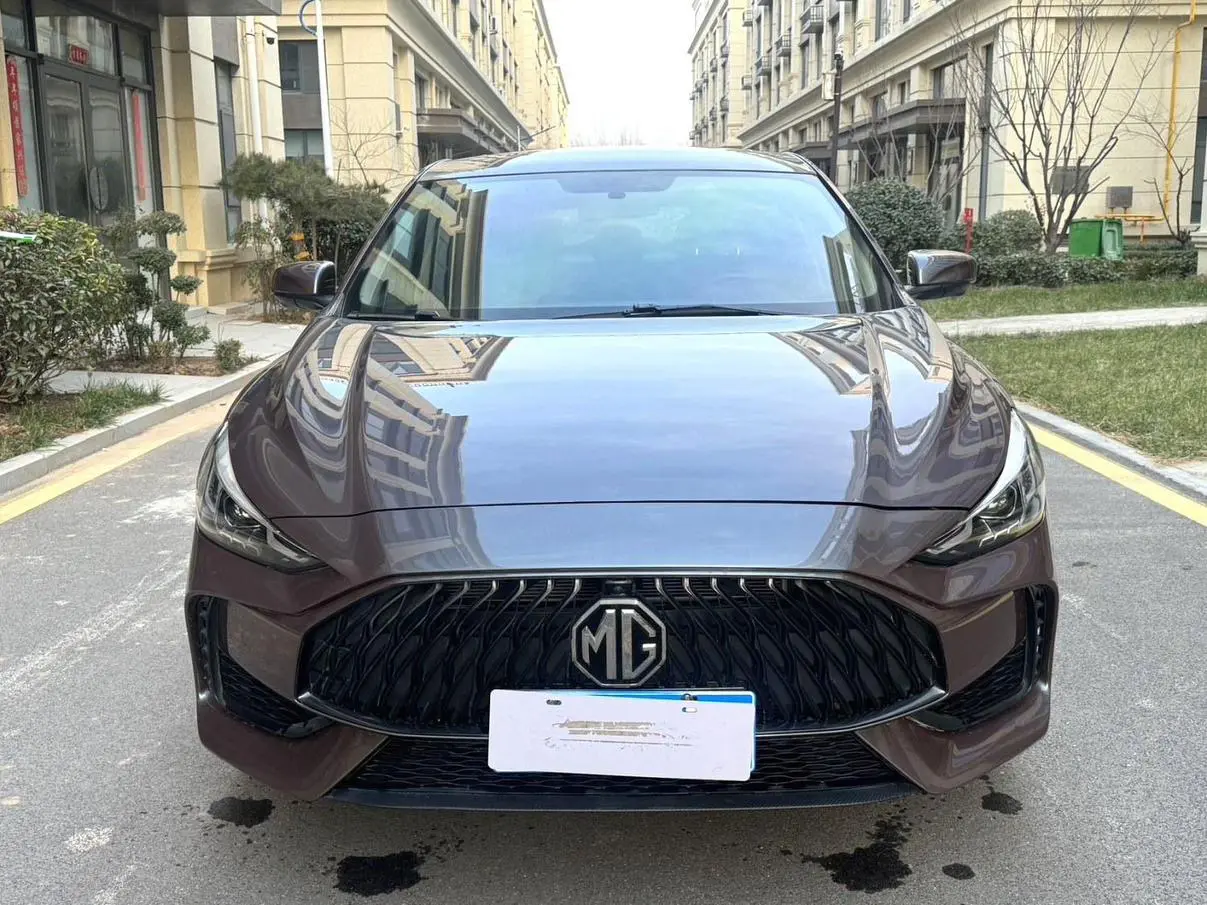 MG 5  из Китая