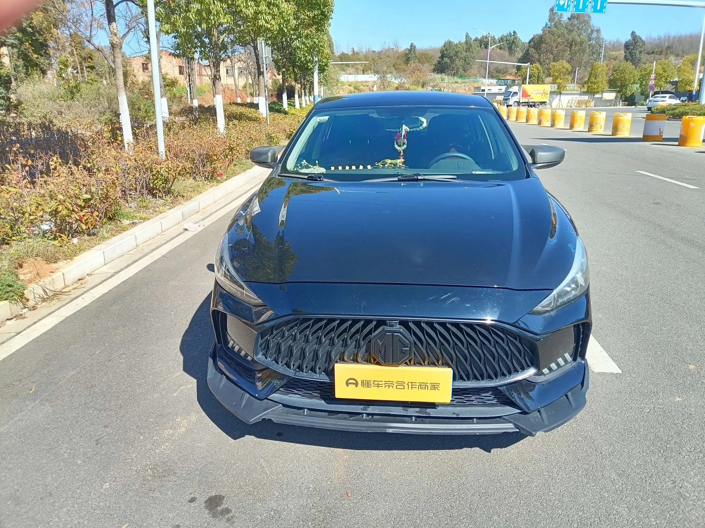 MG 5  из Китая