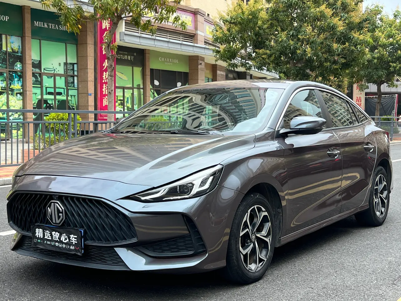 MG 5  из Китая