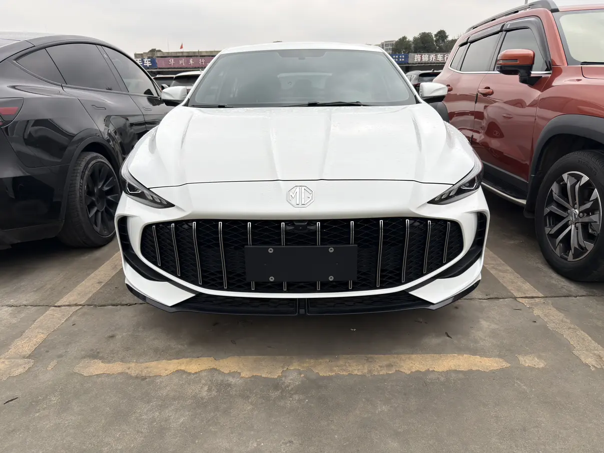 MG 5  из Китая