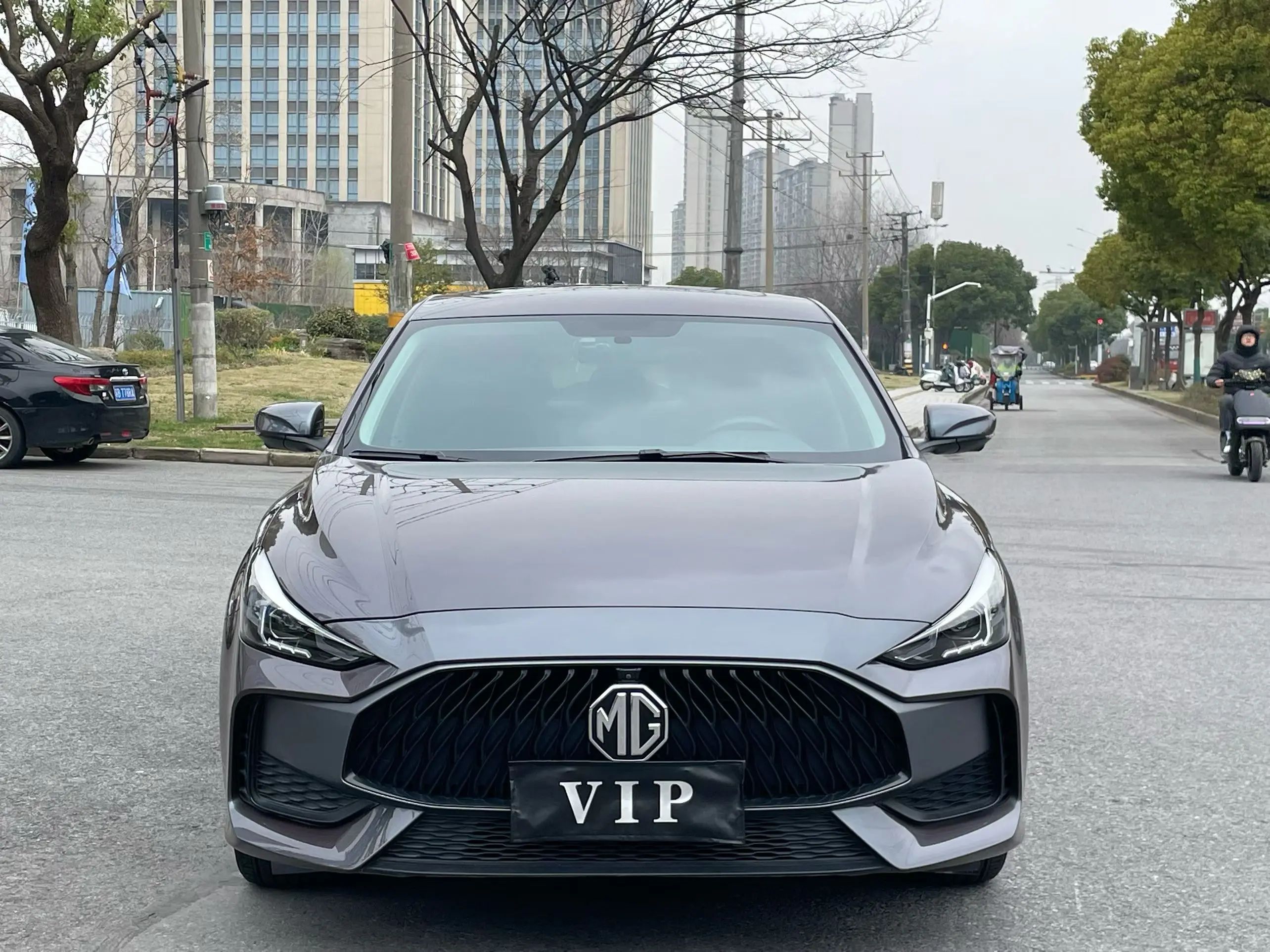 MG 5  из Китая