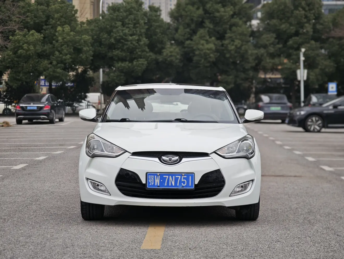 Hyundai Veloster  из Китая