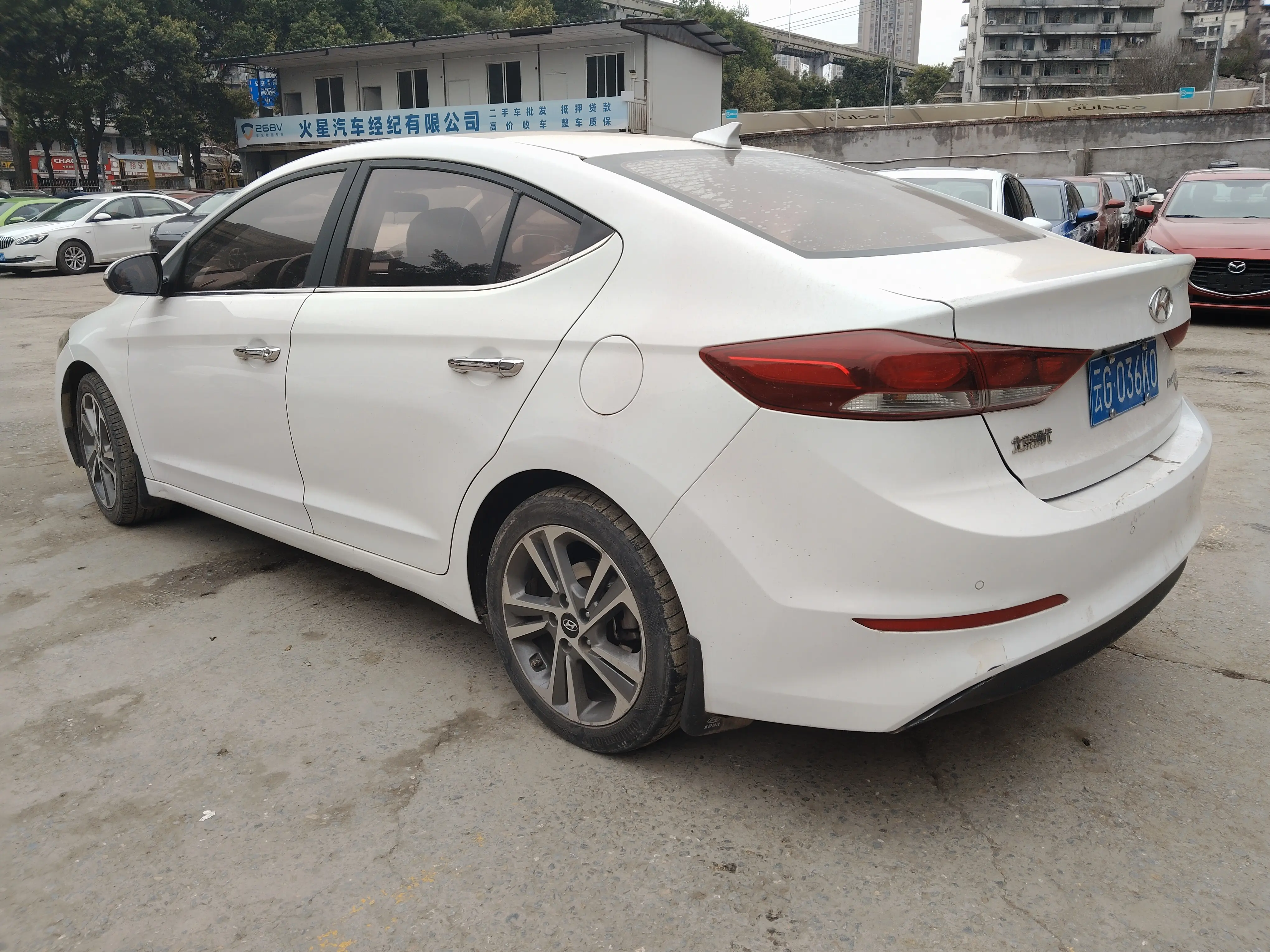 Hyundai Lead