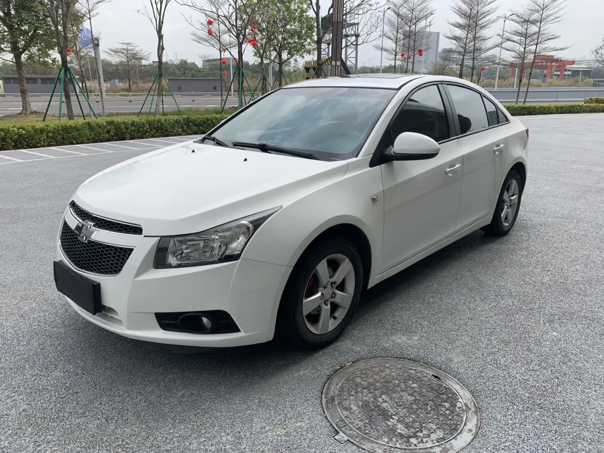 Chevrolet Monza (Cruze)  из Китая