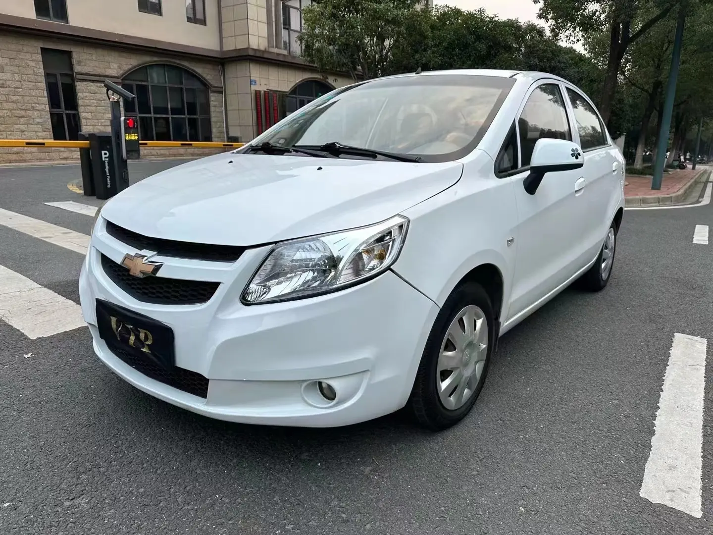 Chevrolet Sail  из Китая