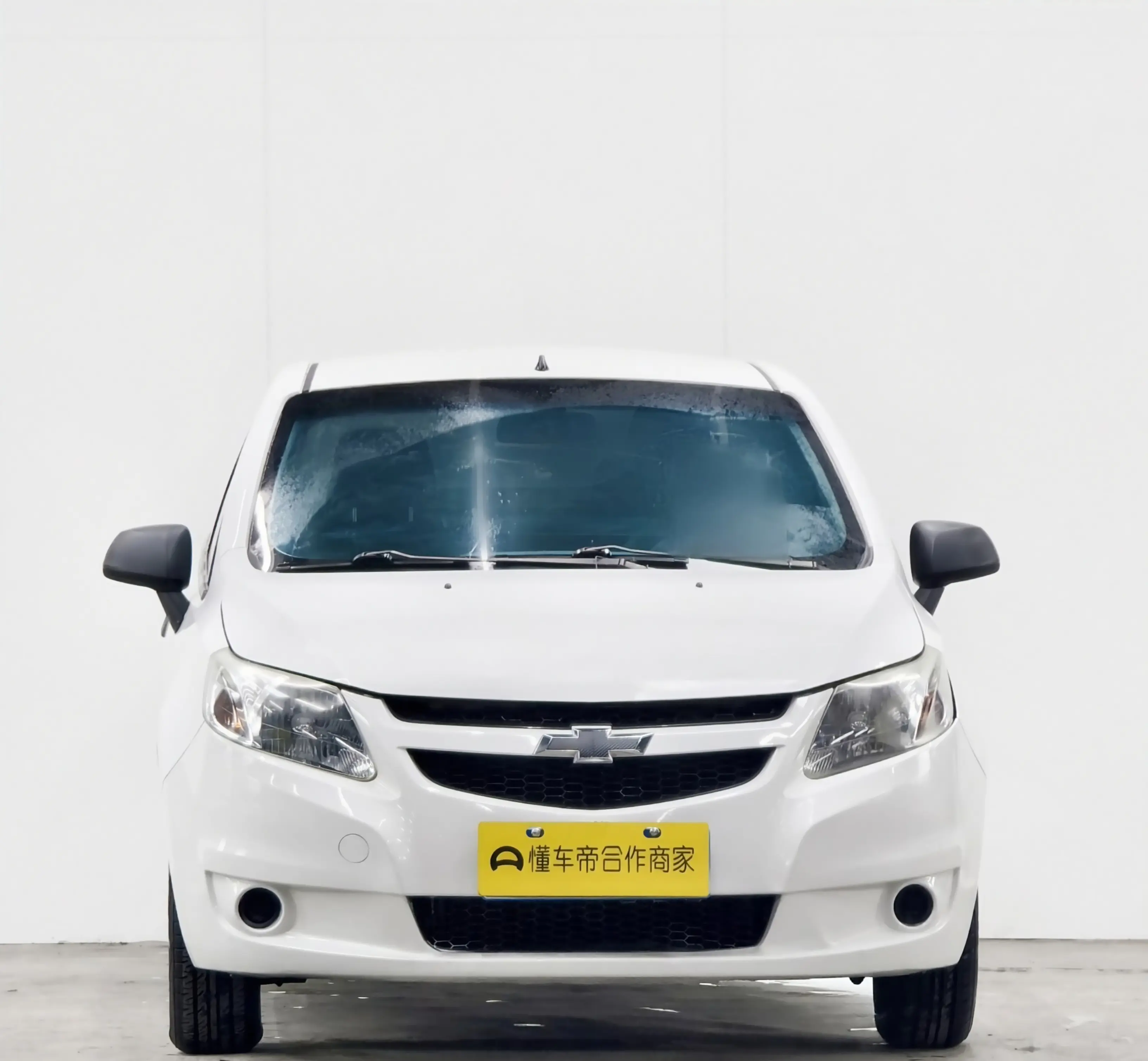 Chevrolet Sail  из Китая