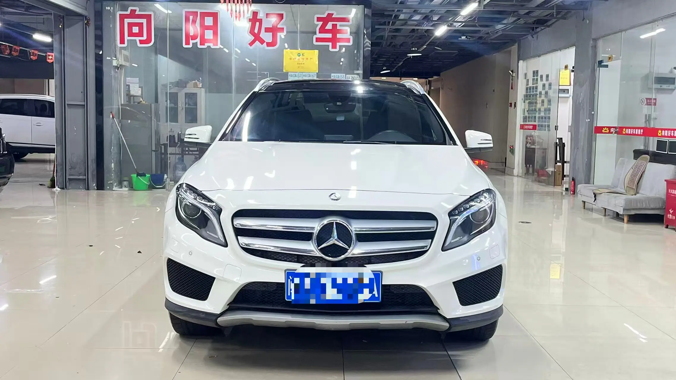 Mercedes-Benz GLA  из Китая