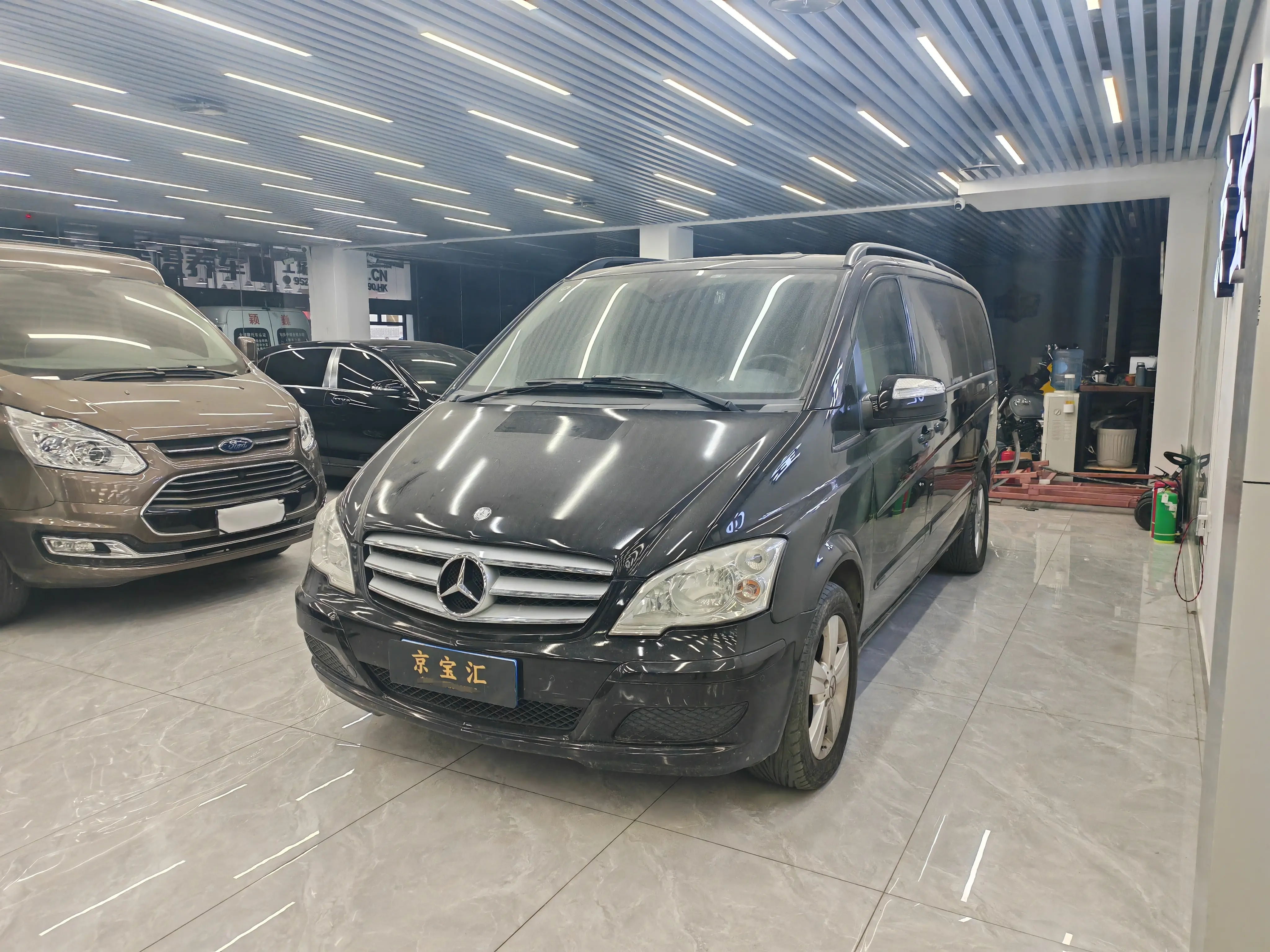 Mercedes-Benz Viano  из Китая