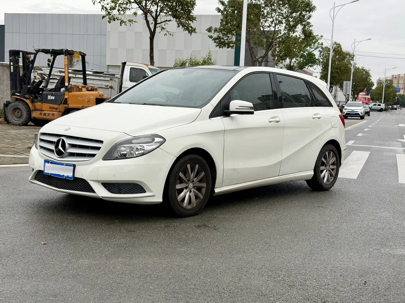 Mercedes-Benz Mercedes Benz B Class  из Китая