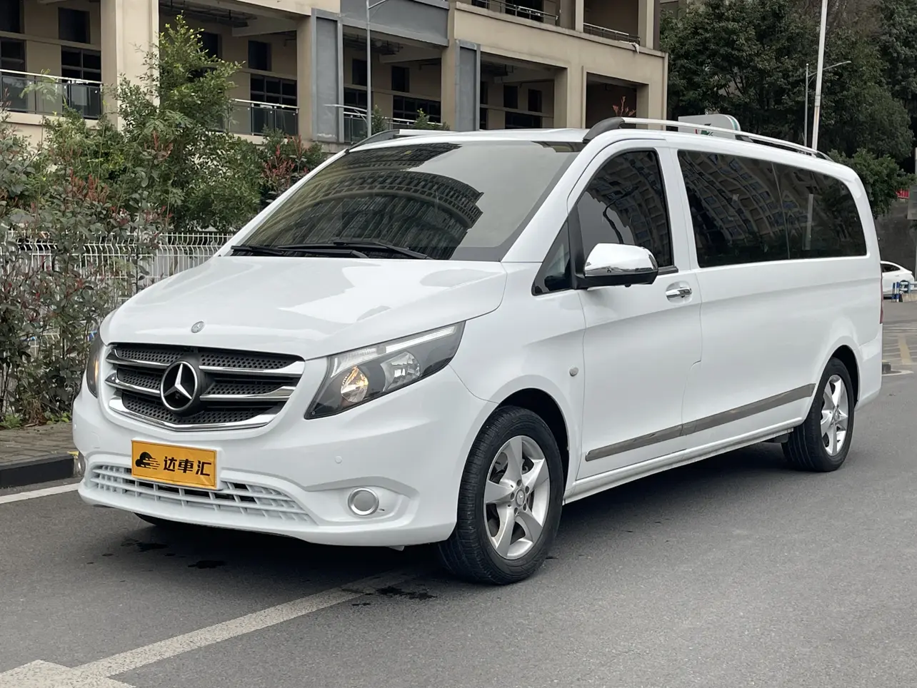 Mercedes-Benz Vito  из Китая